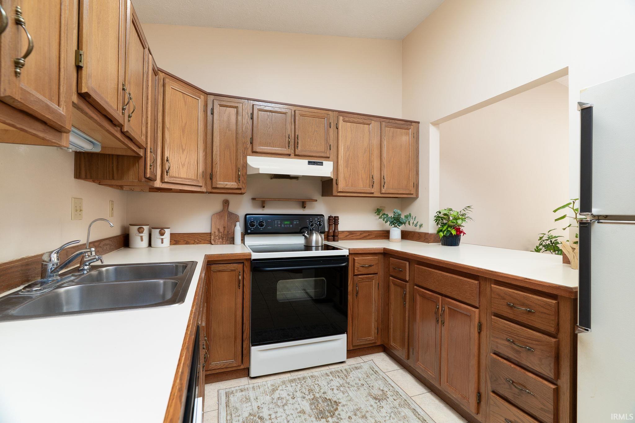 606 Westview Circle