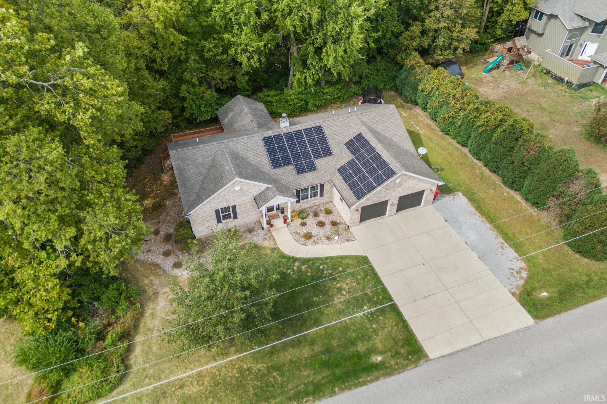 1650 N Royal Oaks Drive