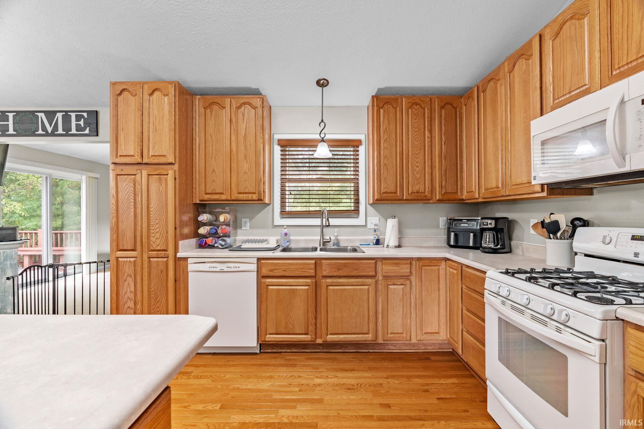 1650 N Royal Oaks Drive