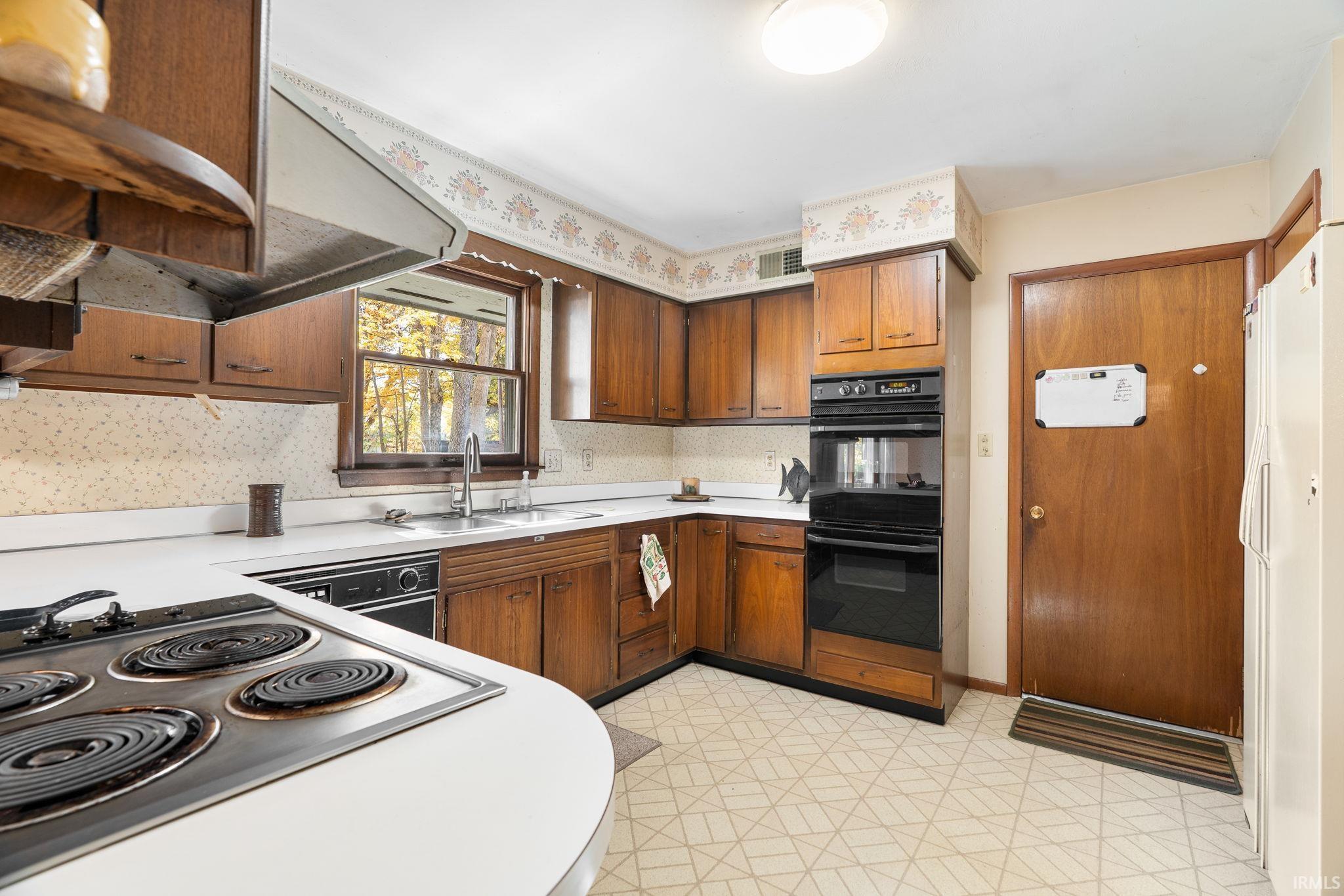 3611 Woodcliff Drive