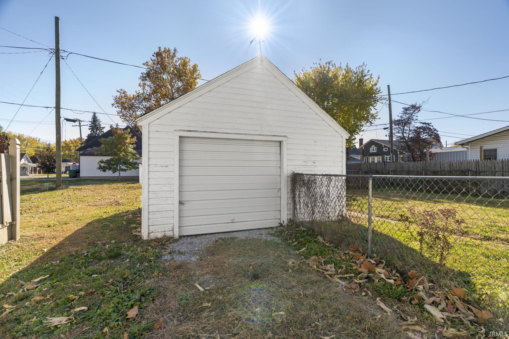 110 E Peterson Street