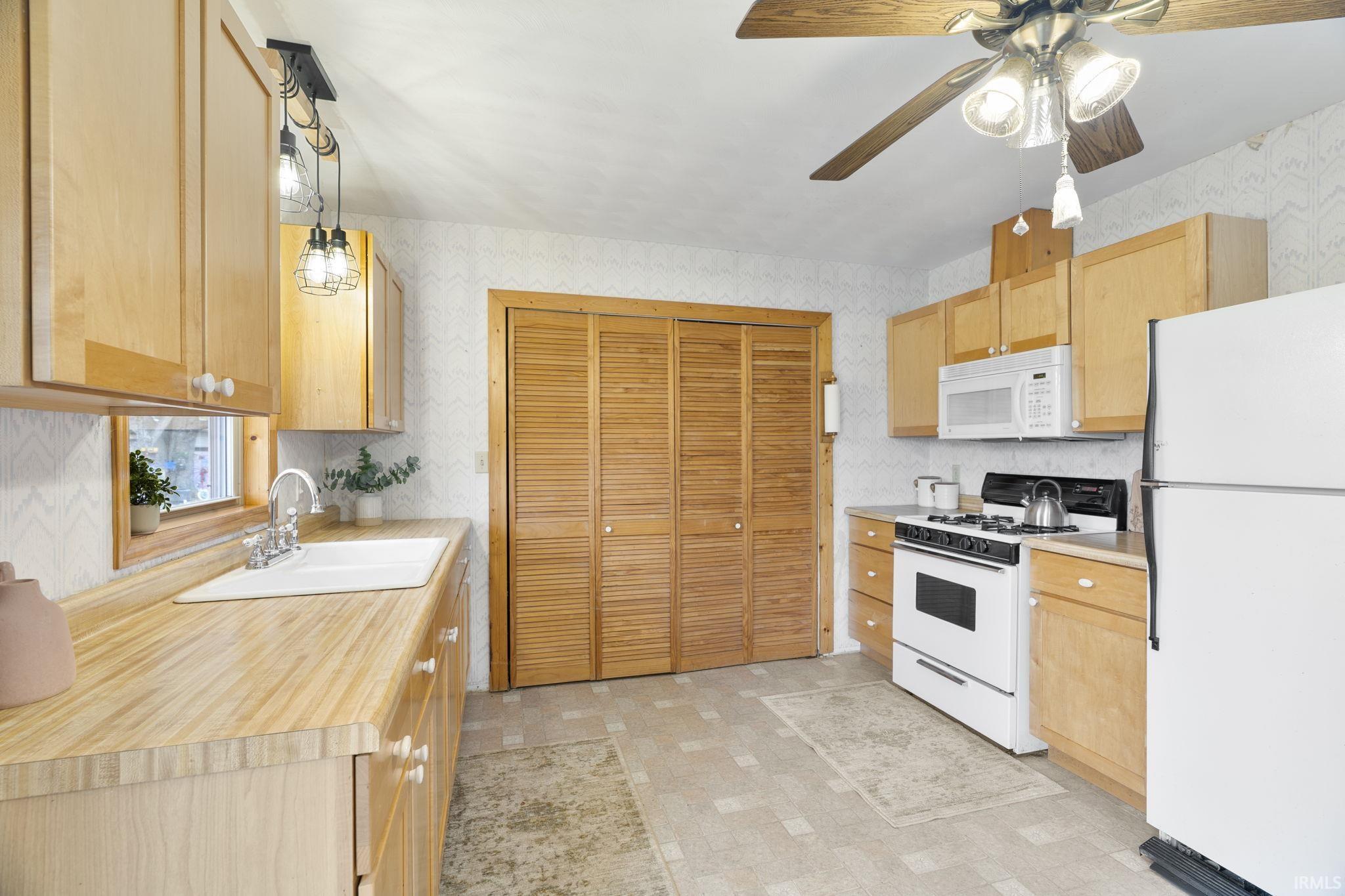 402 E 11th Street