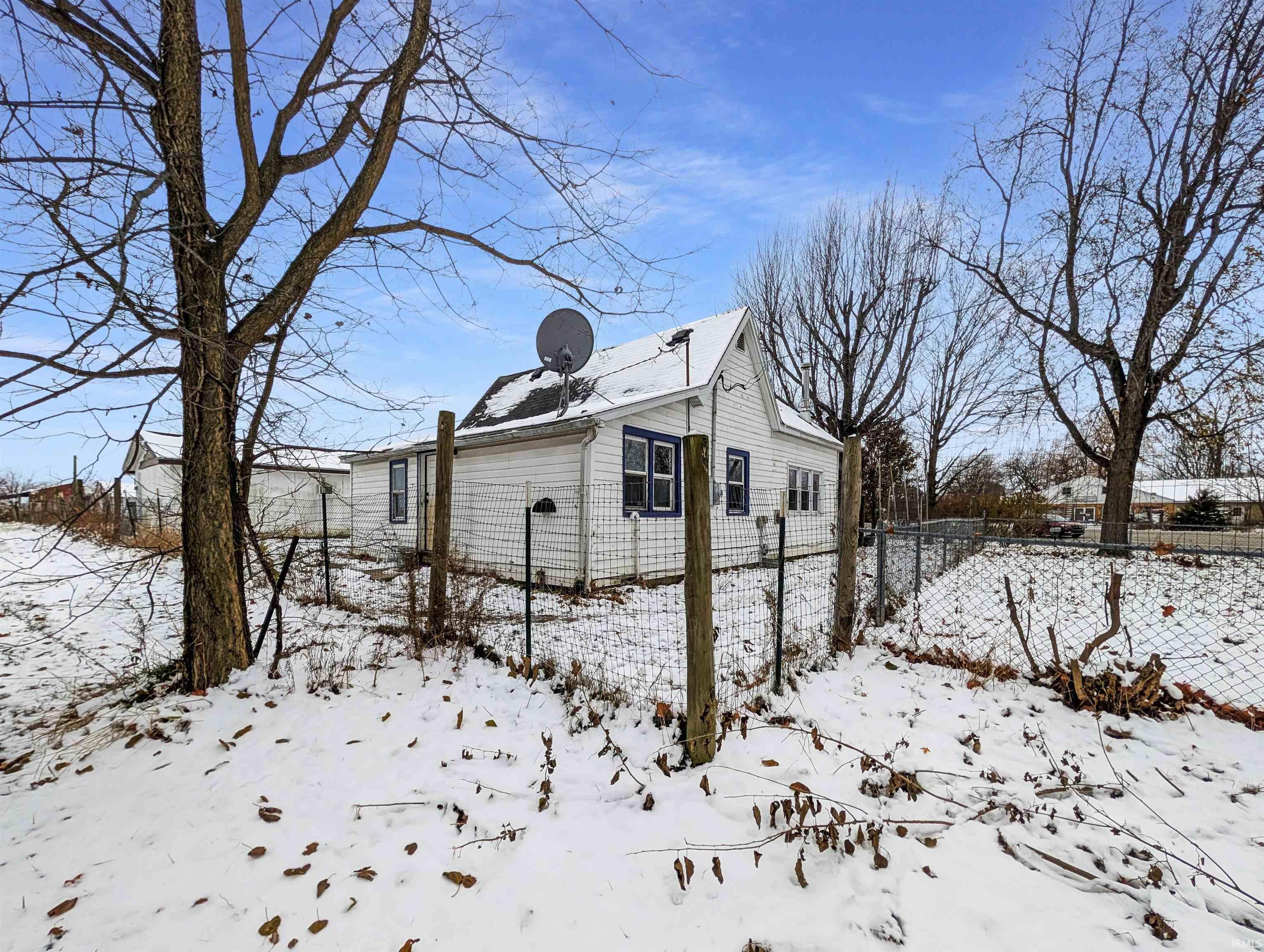 18996 N State Road 37