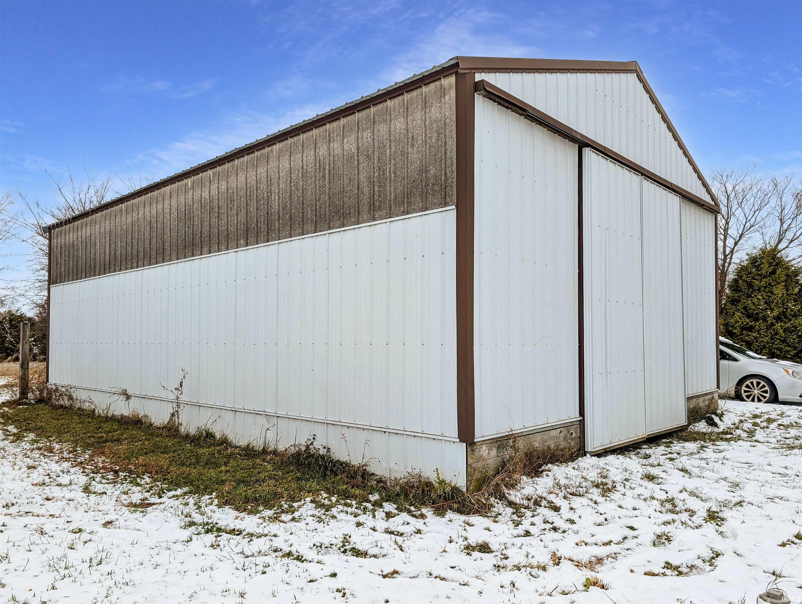 18996 N State Road 37