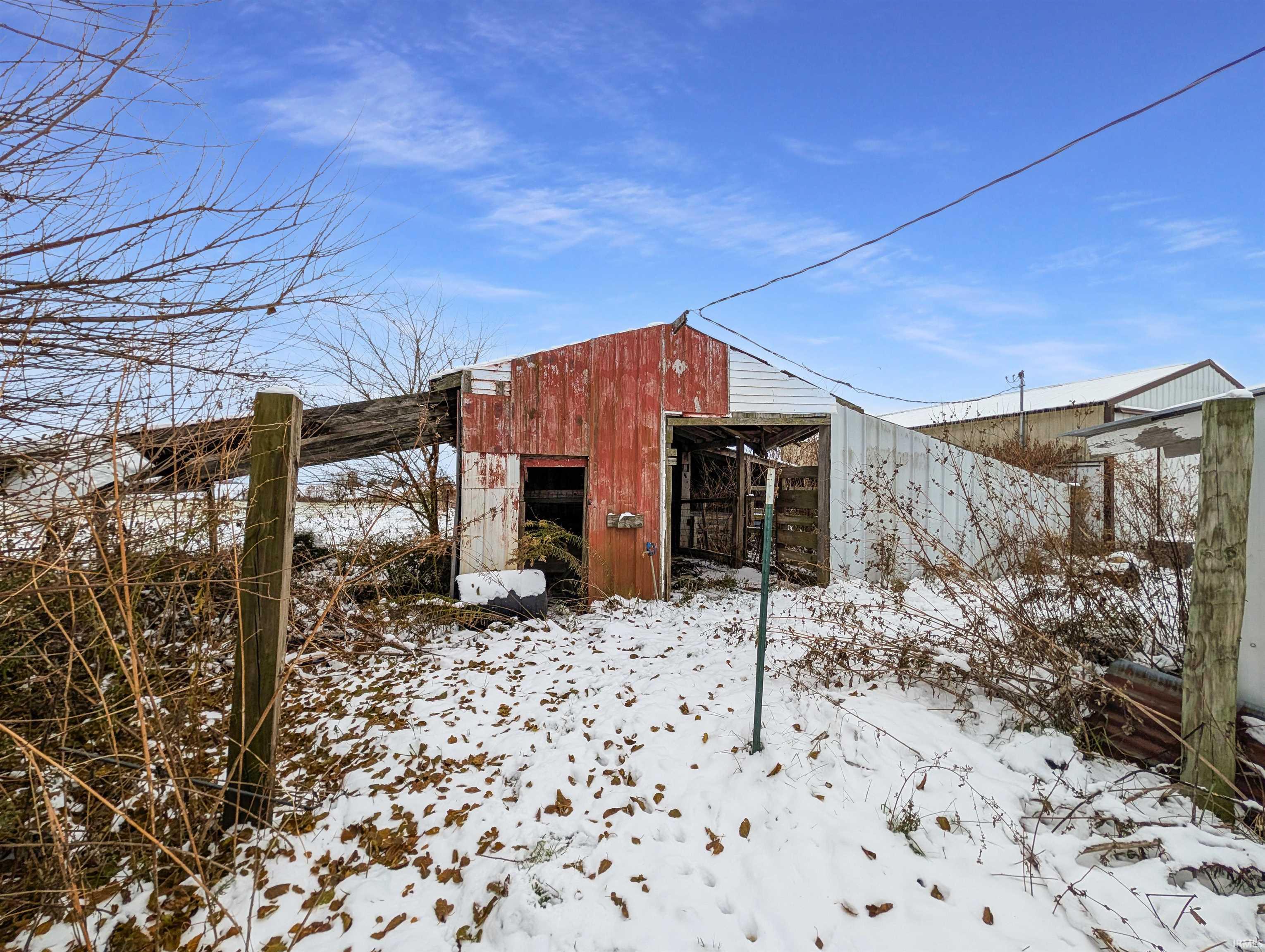 18996 N State Road 37