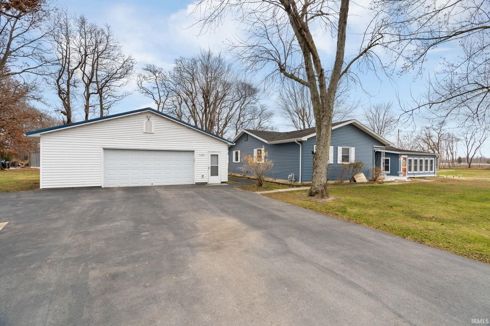 5790 E Glenn Arrow Drive