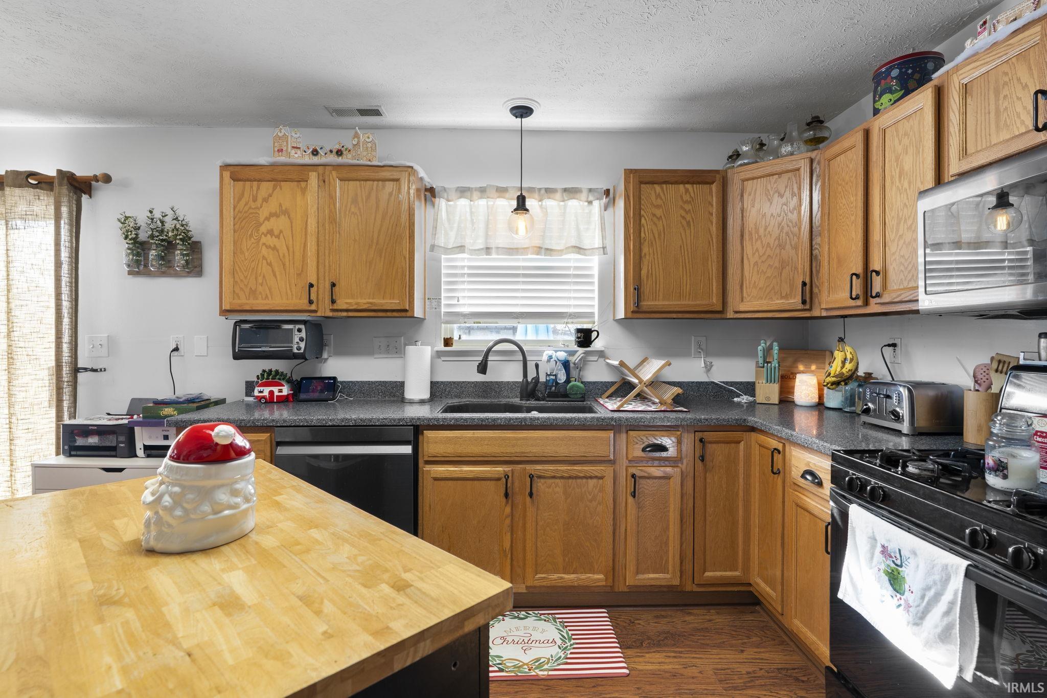 345 Persimmon Trail
