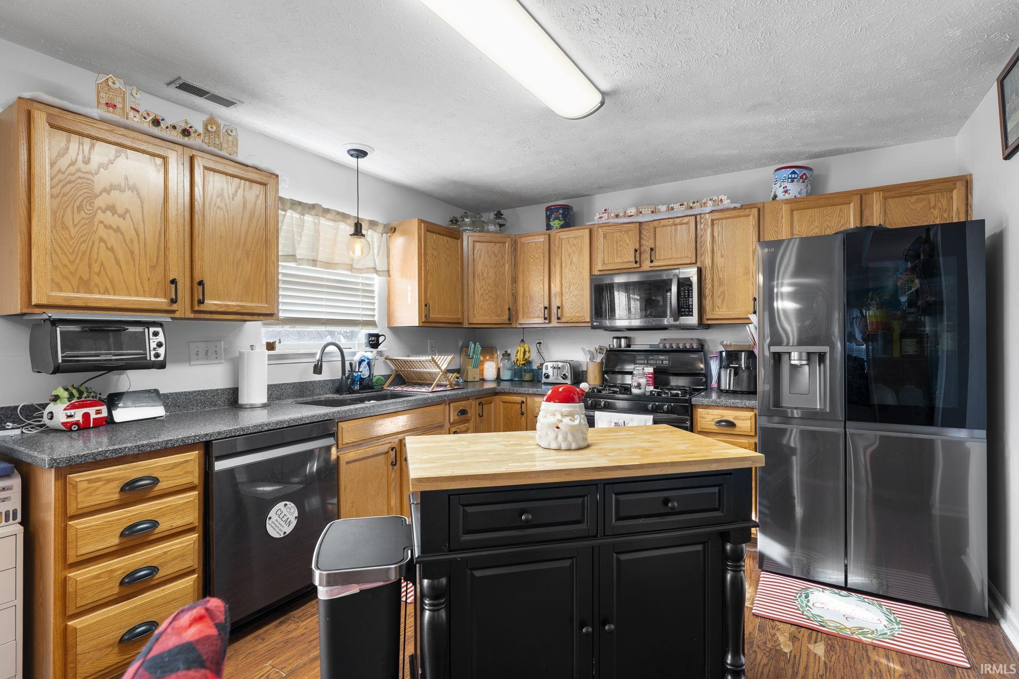 345 Persimmon Trail