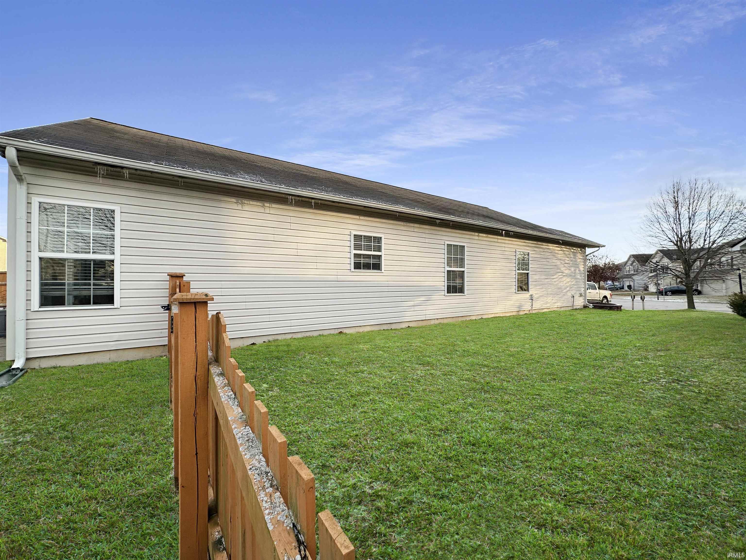15597 Outside Trail
