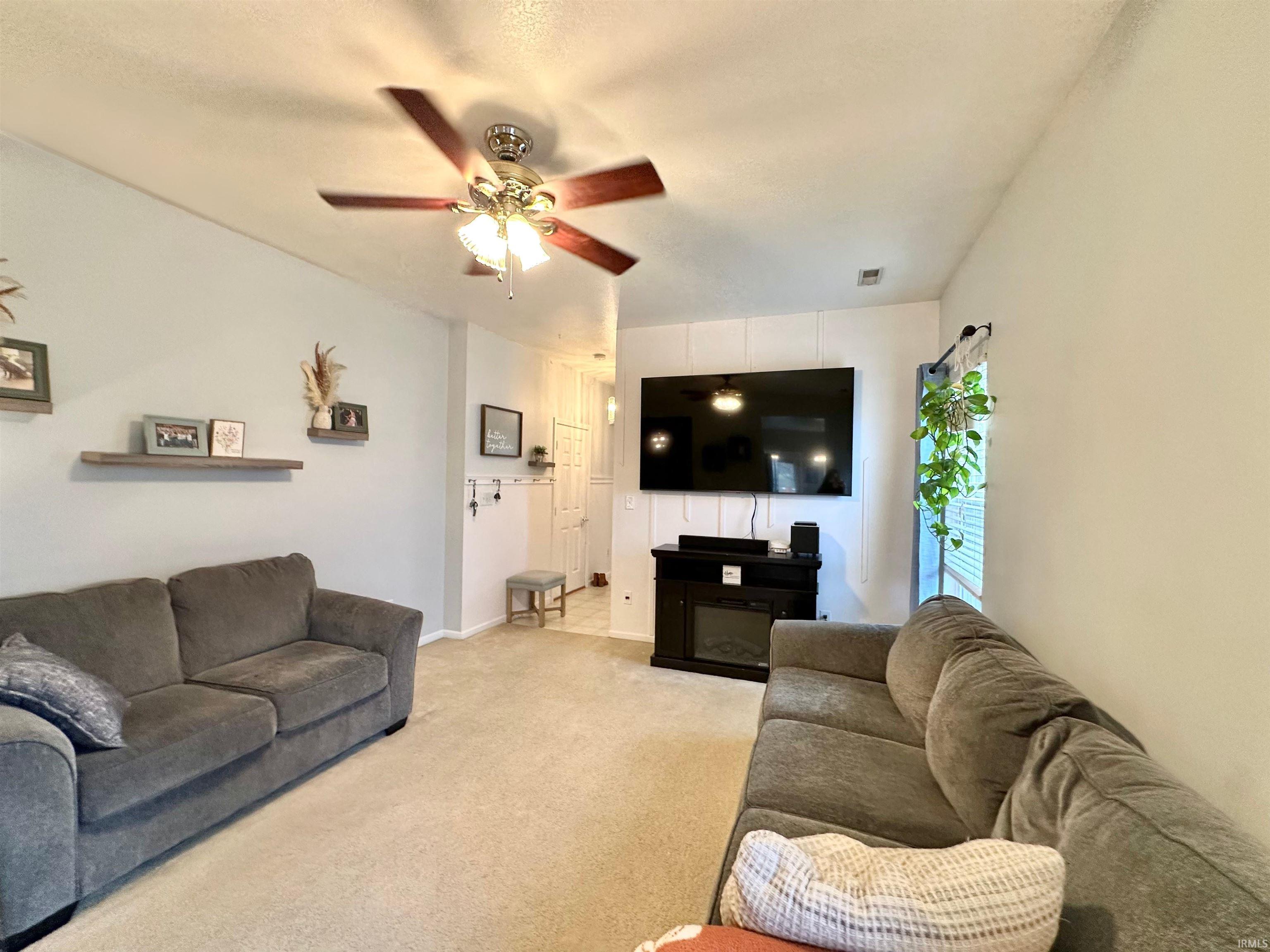 15597 Outside Trail