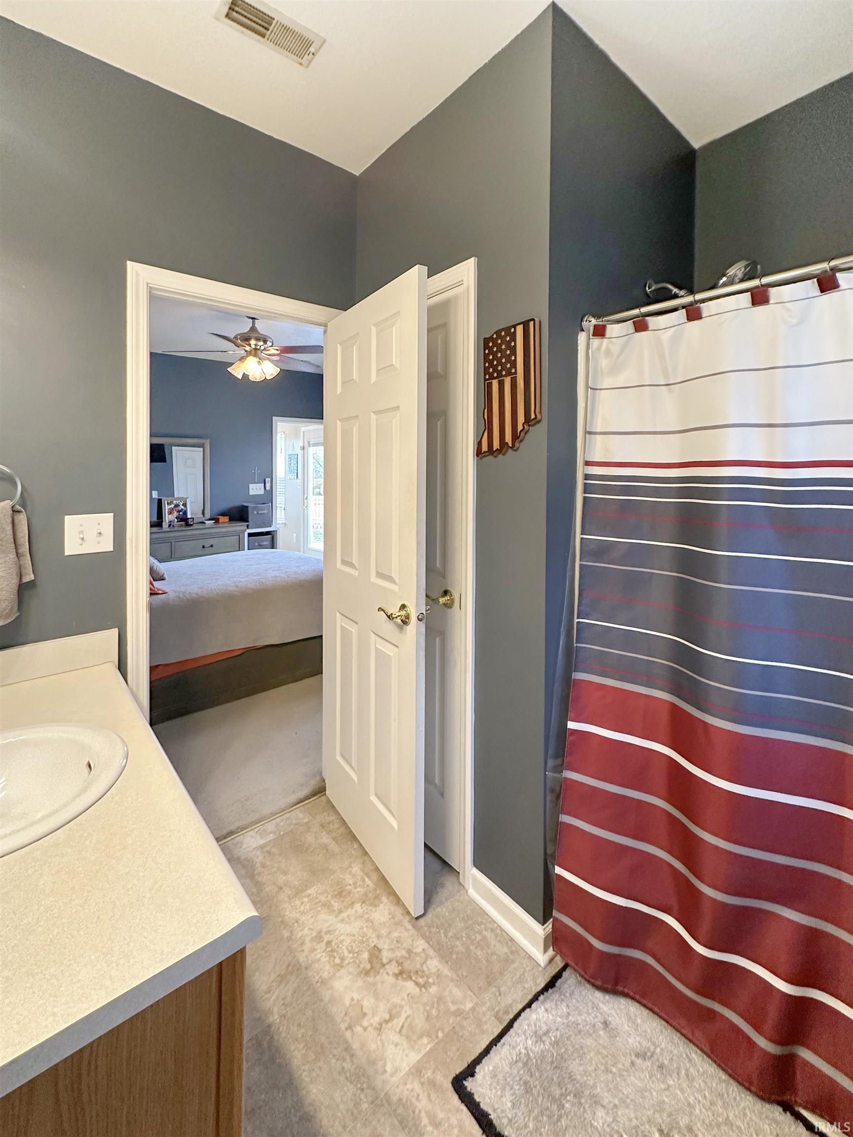 15597 Outside Trail