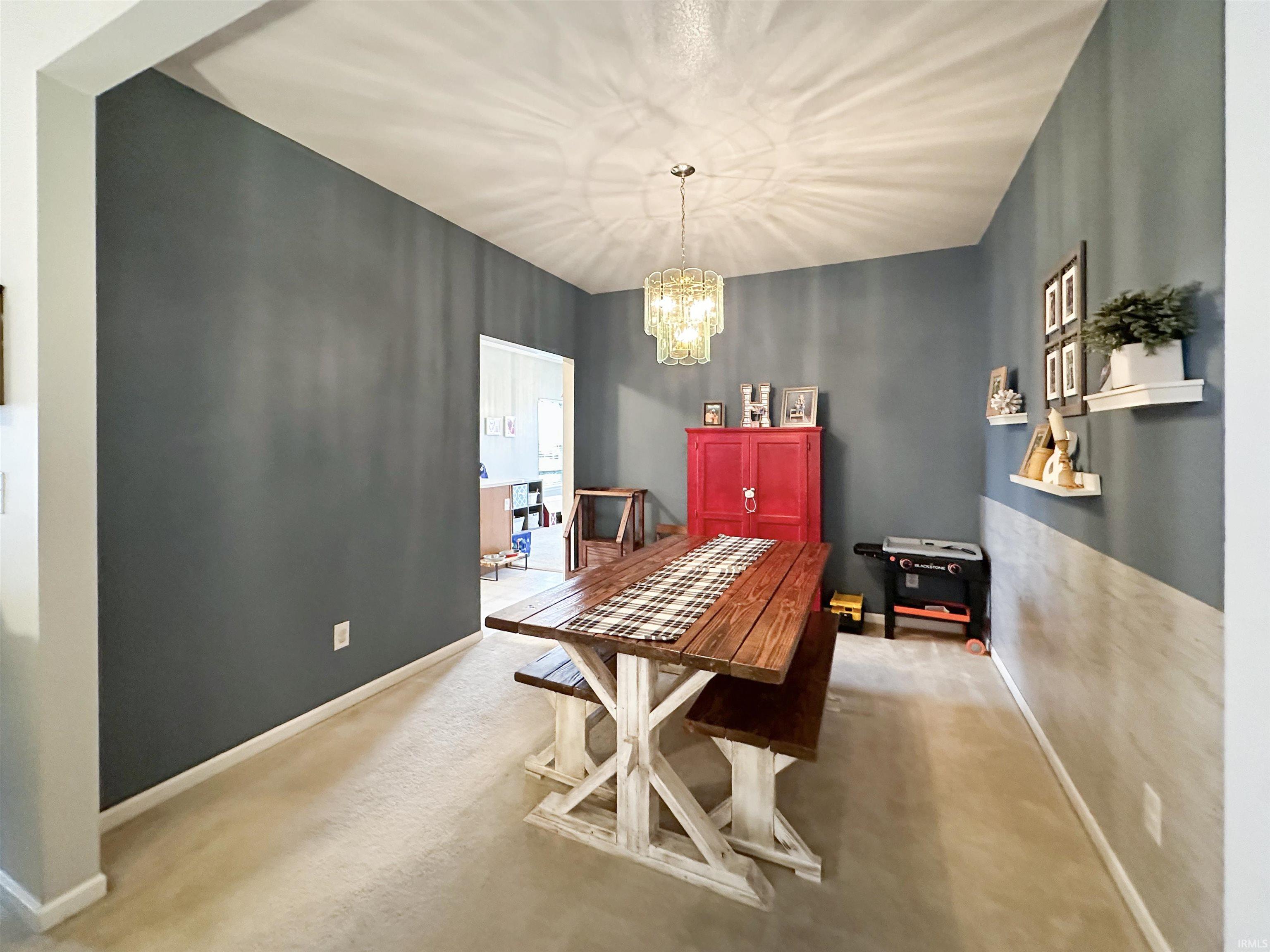 15597 Outside Trail