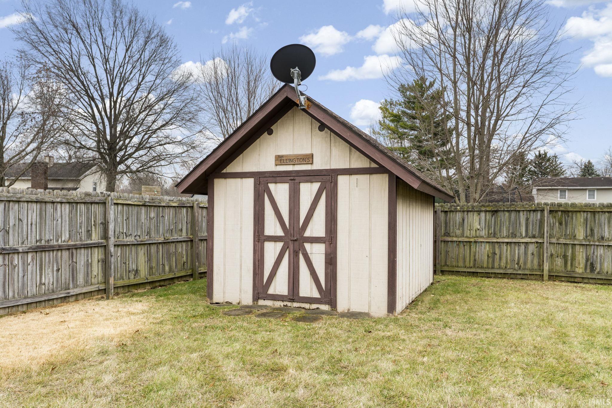 836 Foxwood Drive