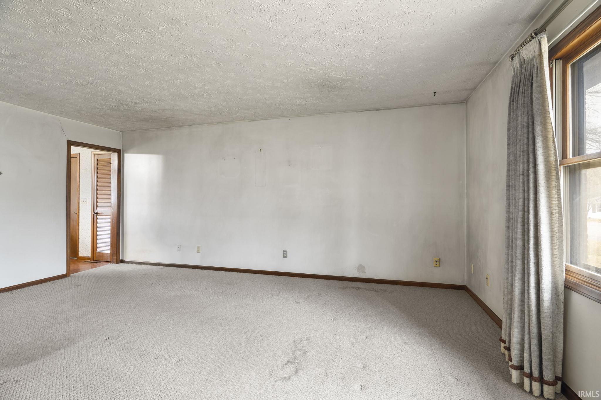 836 Foxwood Drive