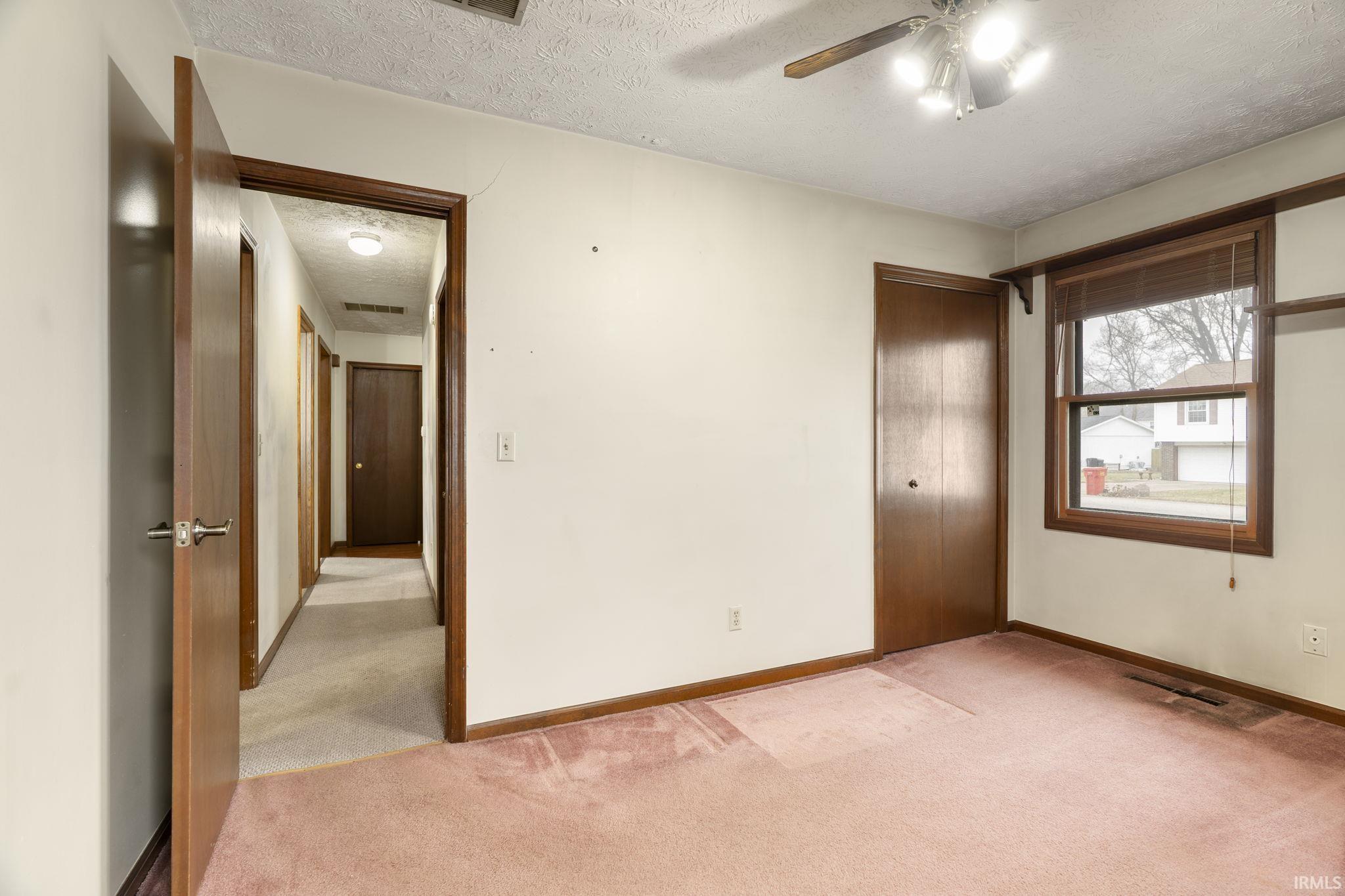 836 Foxwood Drive