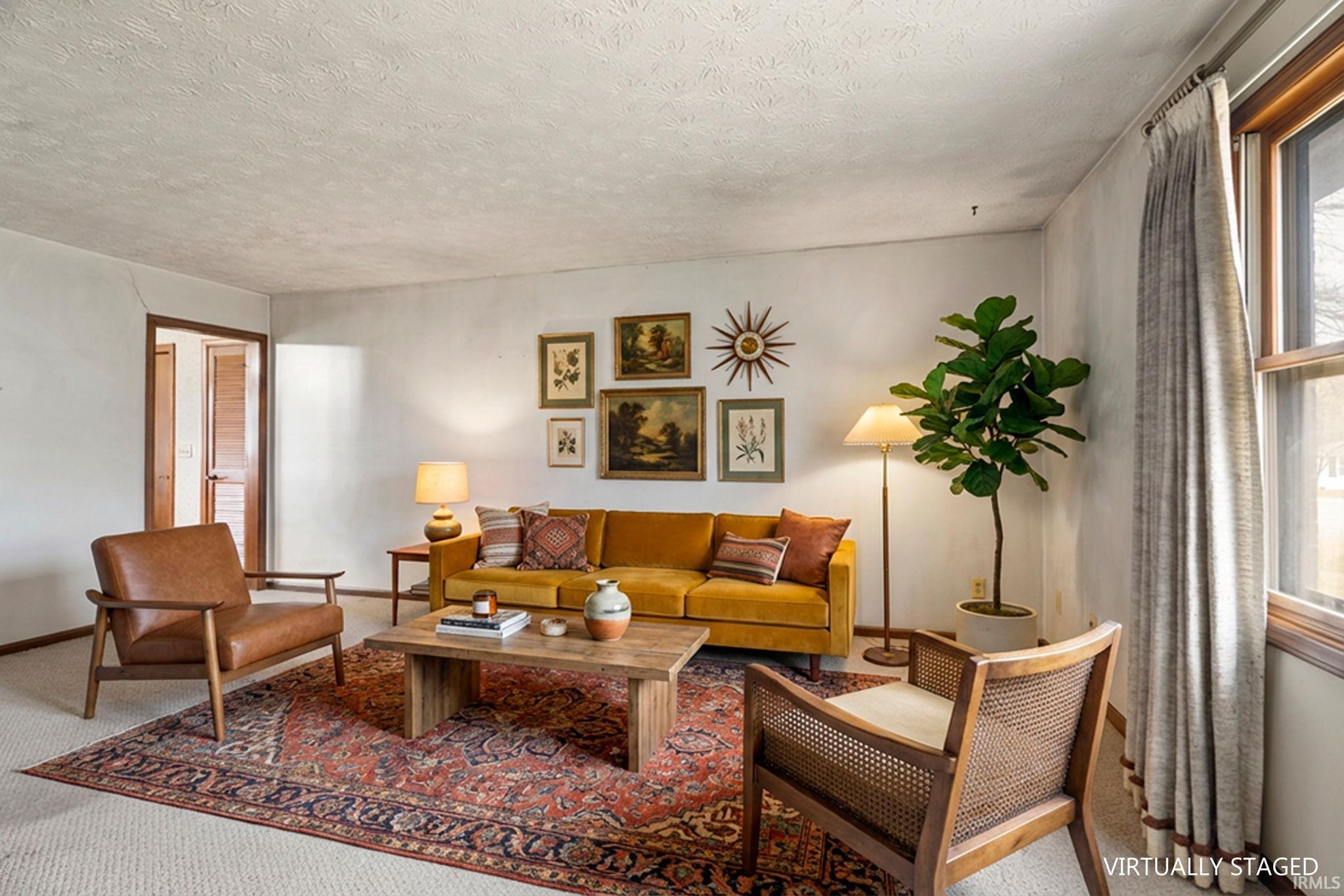 836 Foxwood Drive