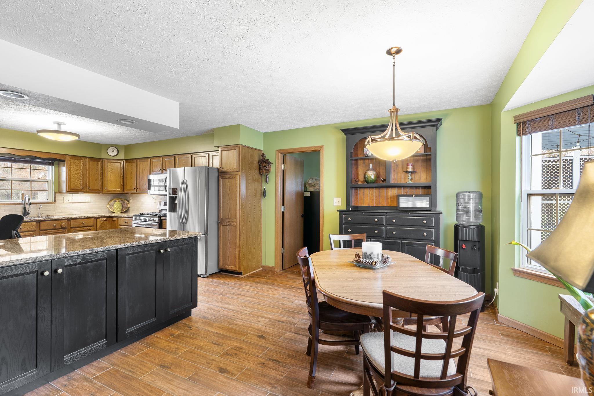 2406 Solano Court