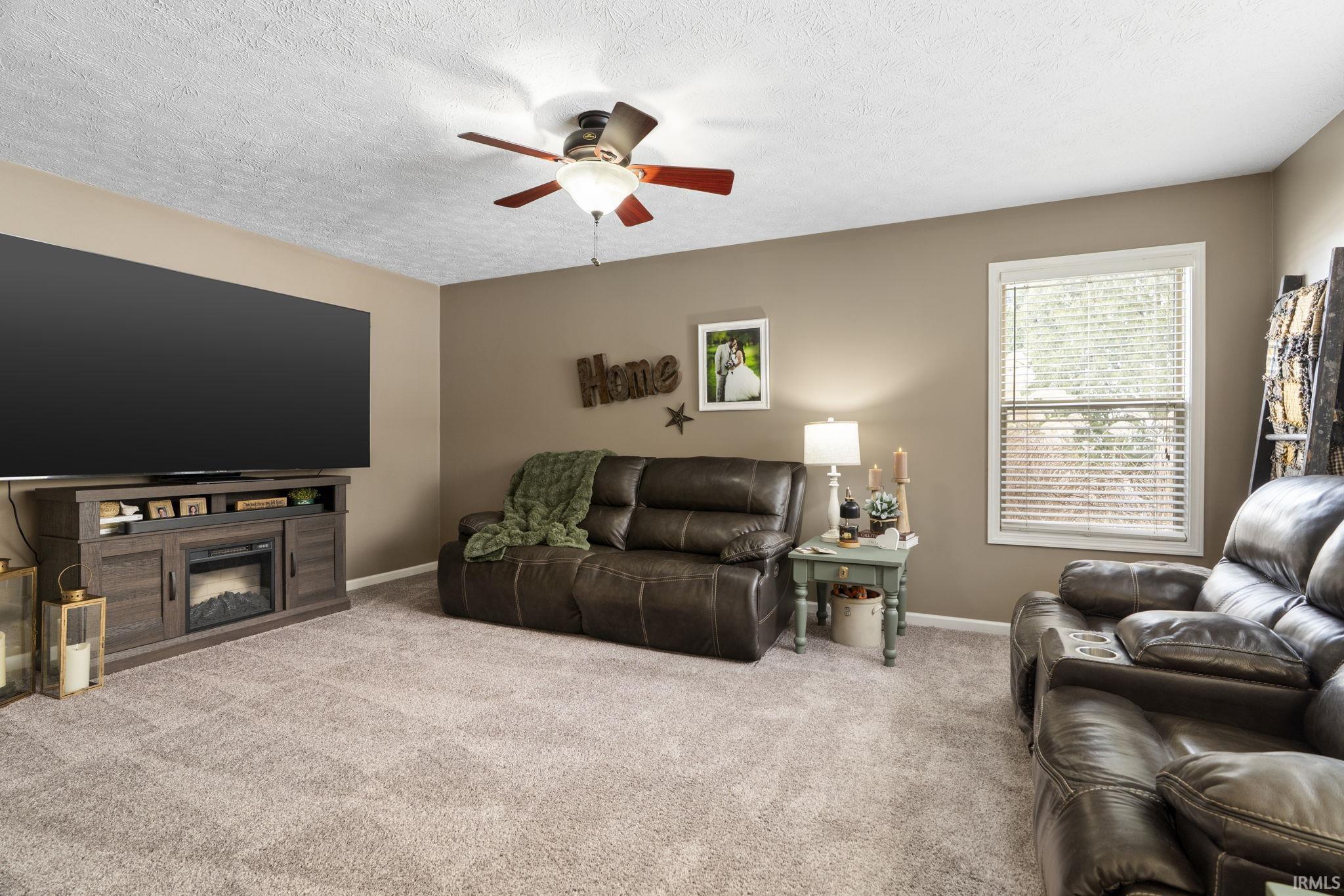 7561 Ridgeview Lane