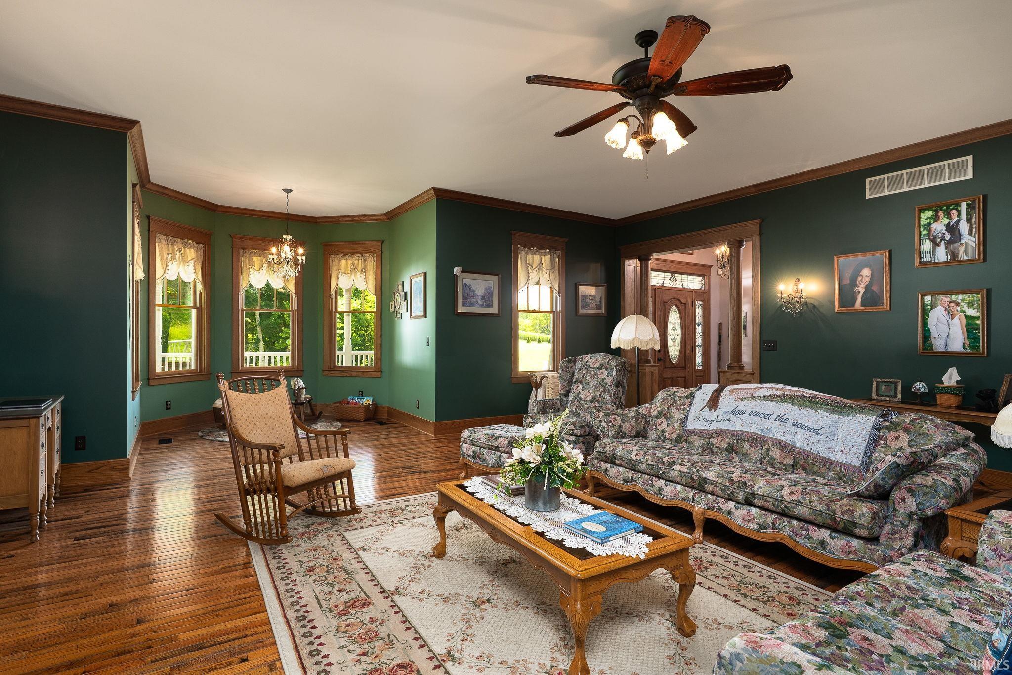 818 Emerald Drive