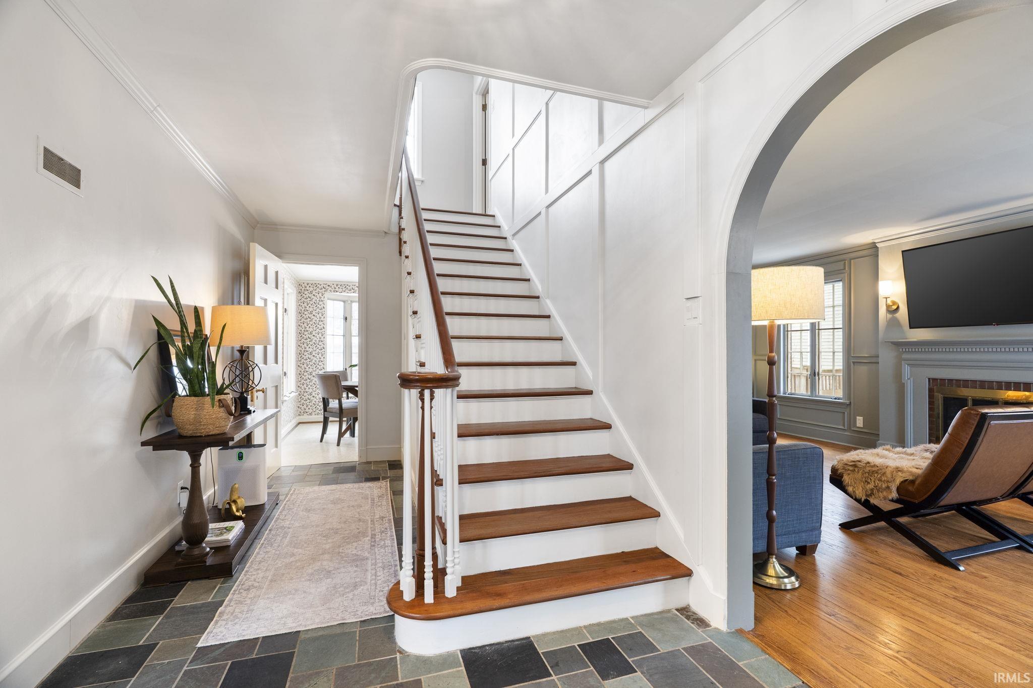 923 Highland Avenue
