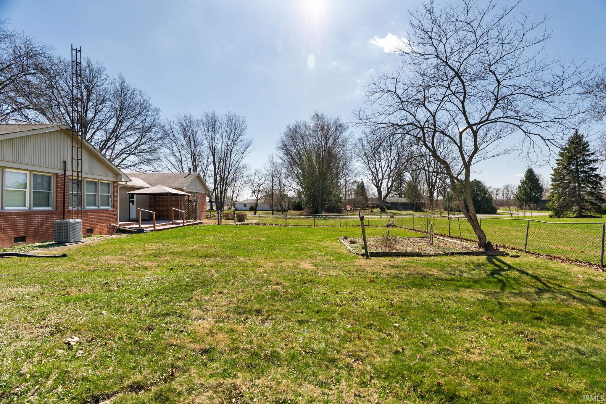 262 N ST RD 39