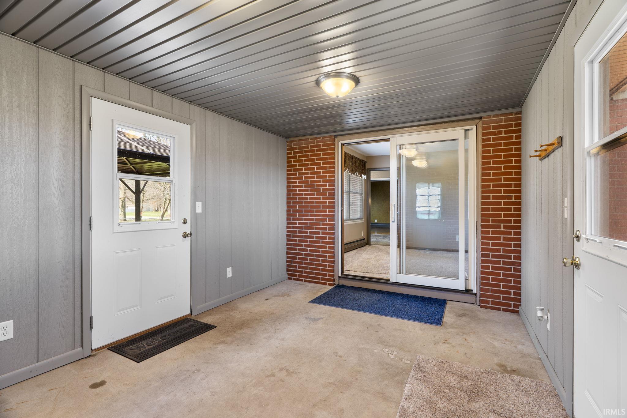 262 N ST RD 39