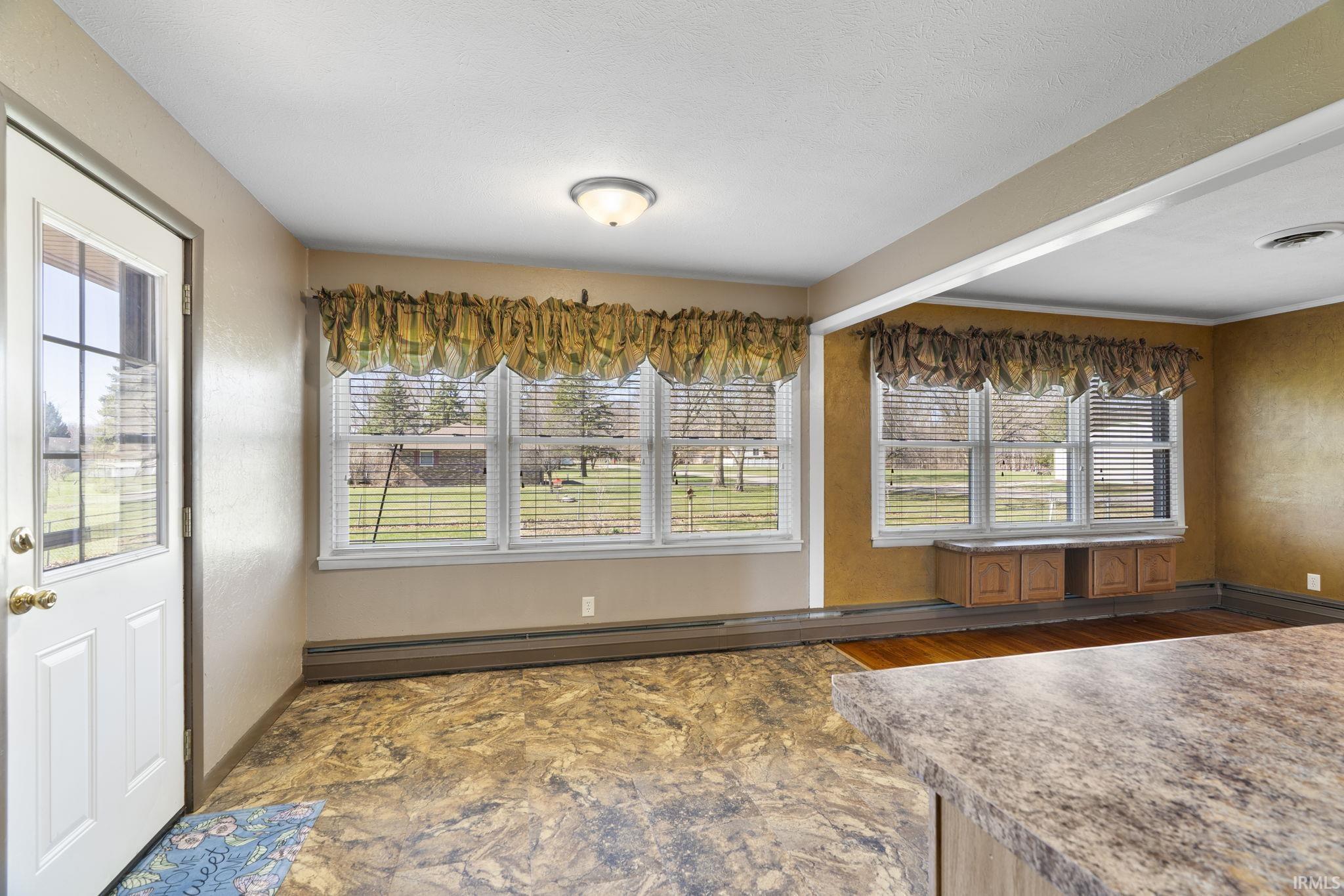 262 N ST RD 39