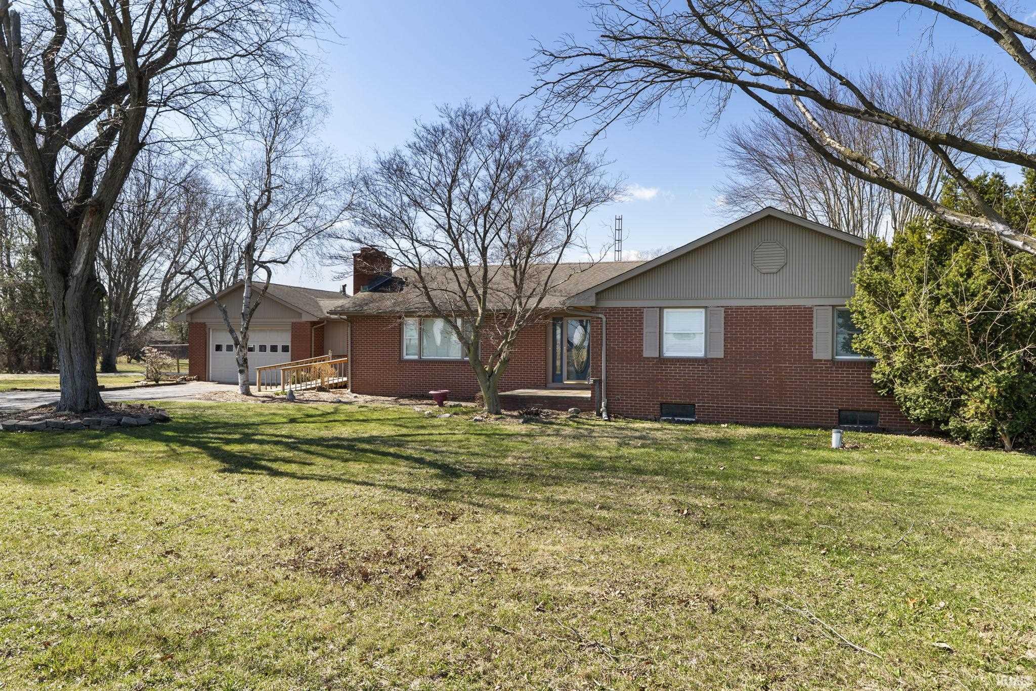 262 N ST RD 39