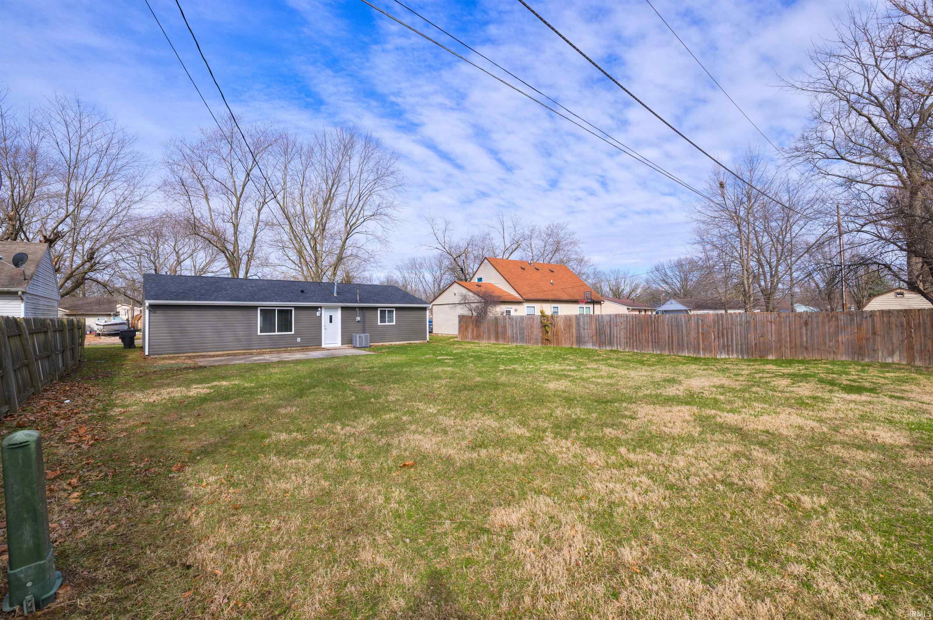 3462 Chaucer Drive