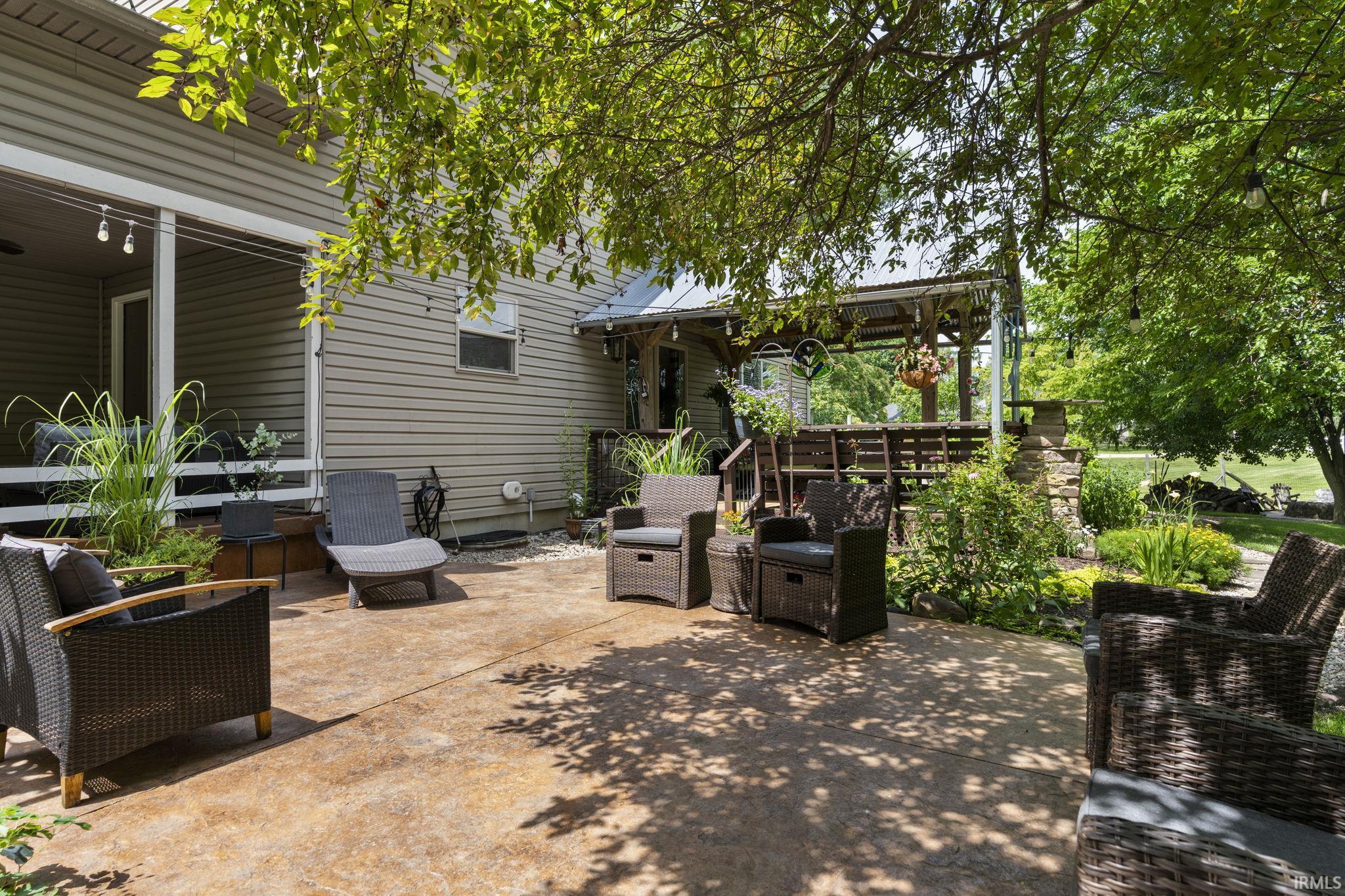 689 Winslow Lane