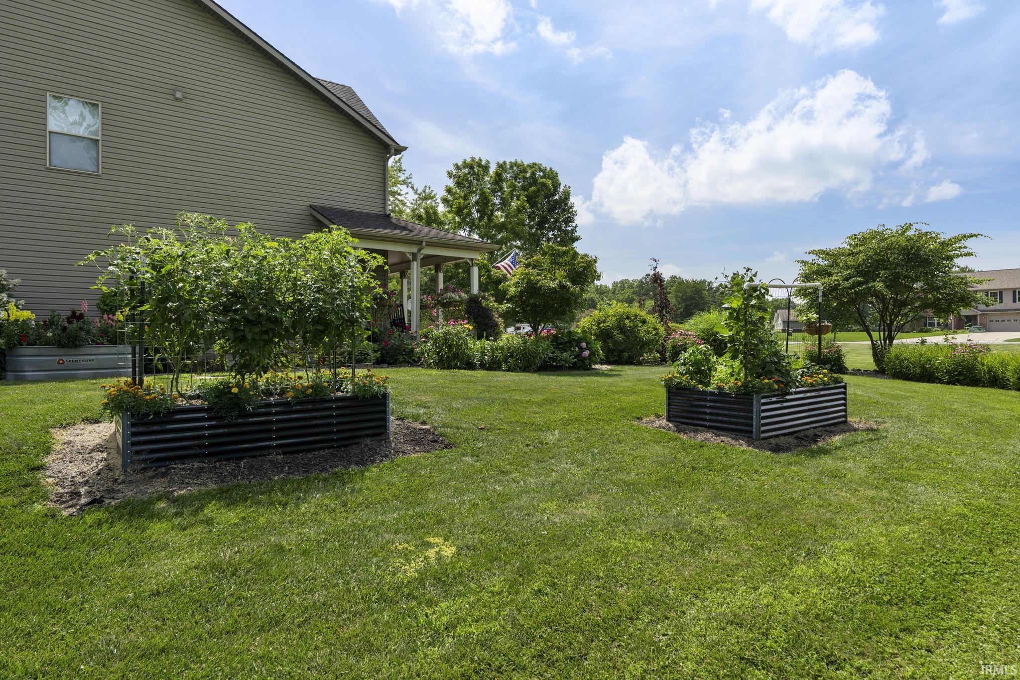 689 Winslow Lane
