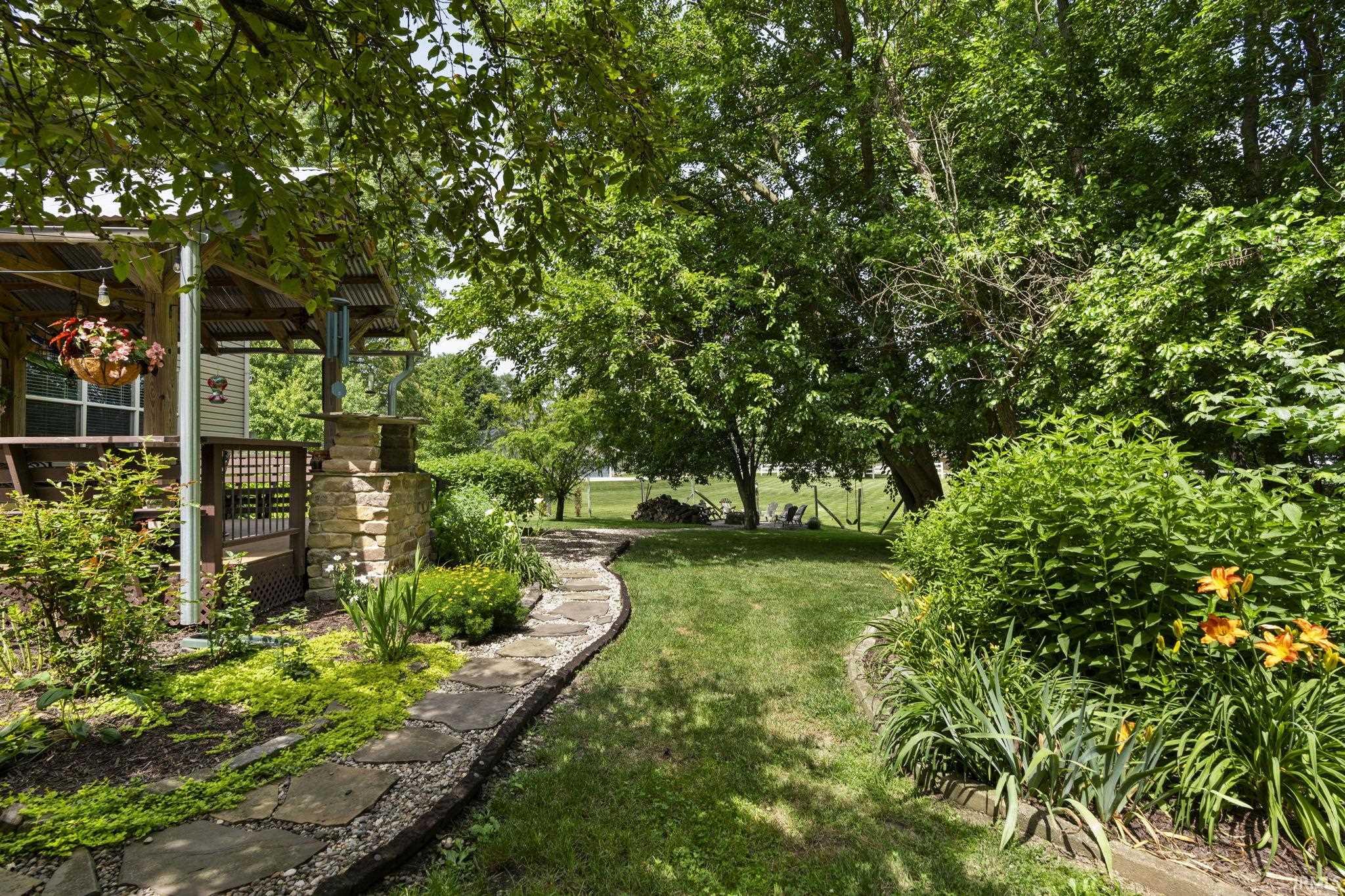 689 Winslow Lane
