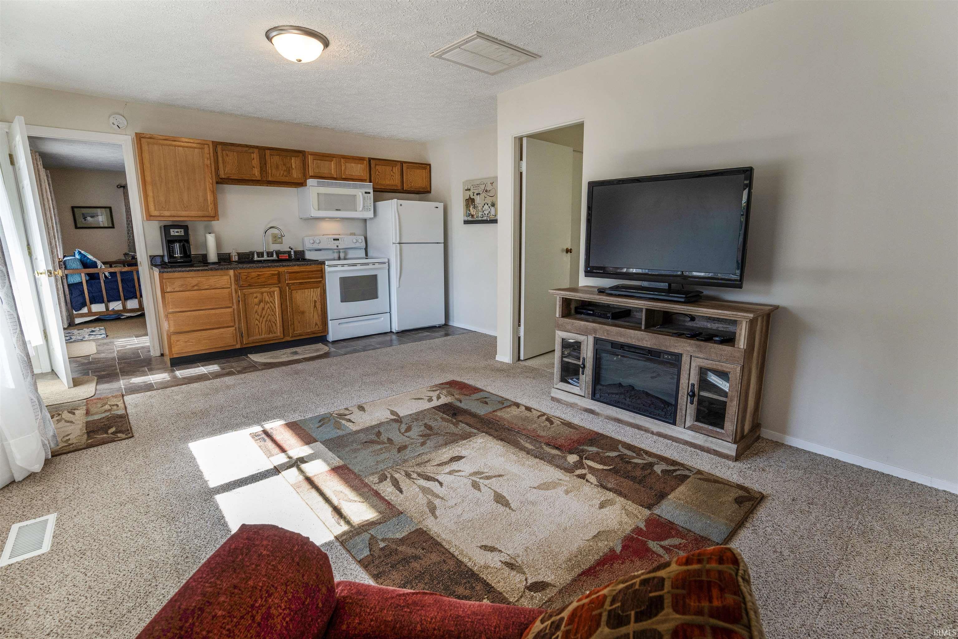 5785 E Golden Hills Drive
