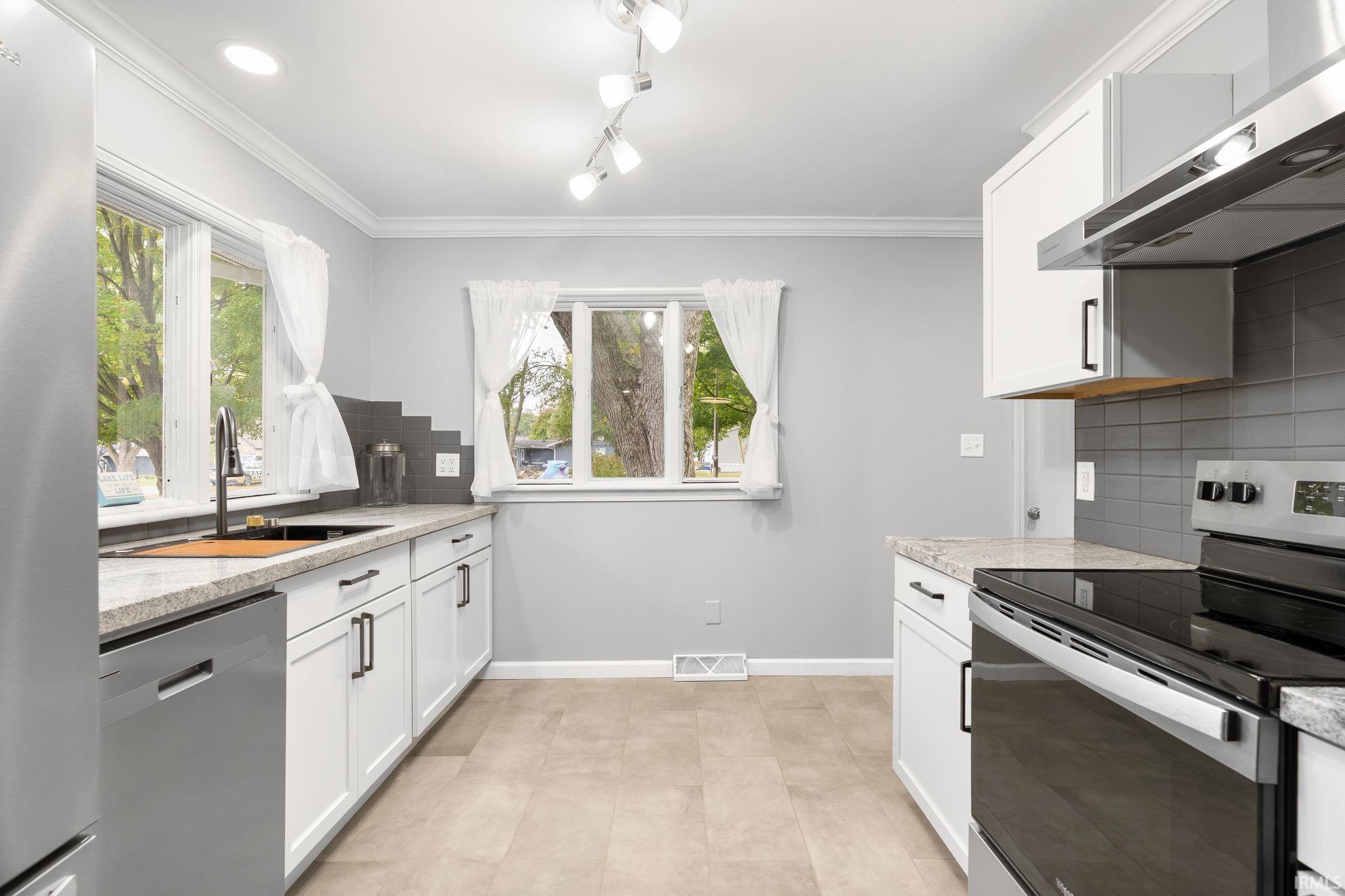 5255 E Bay Front Court