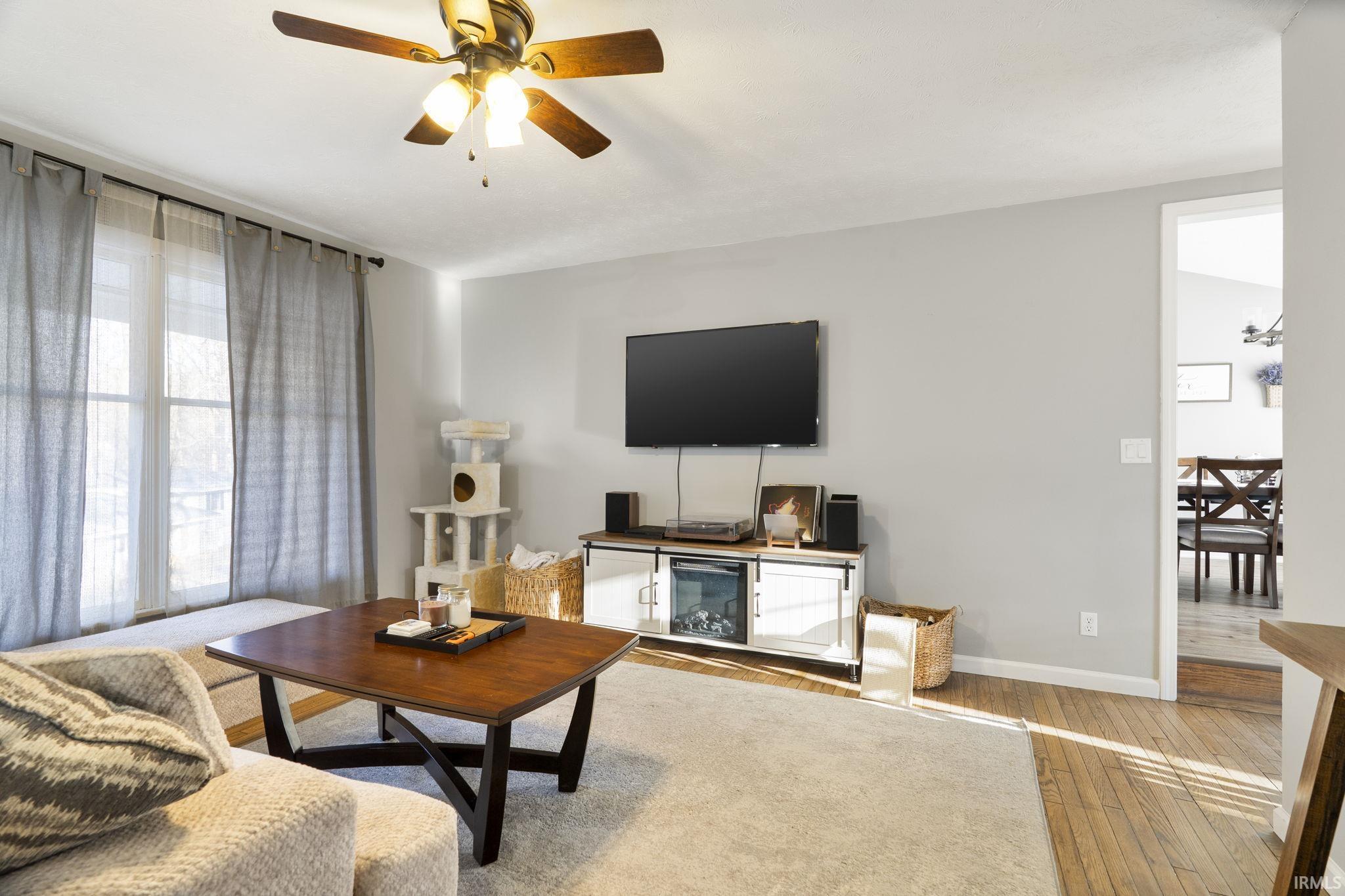 56 Knoll Crest Court