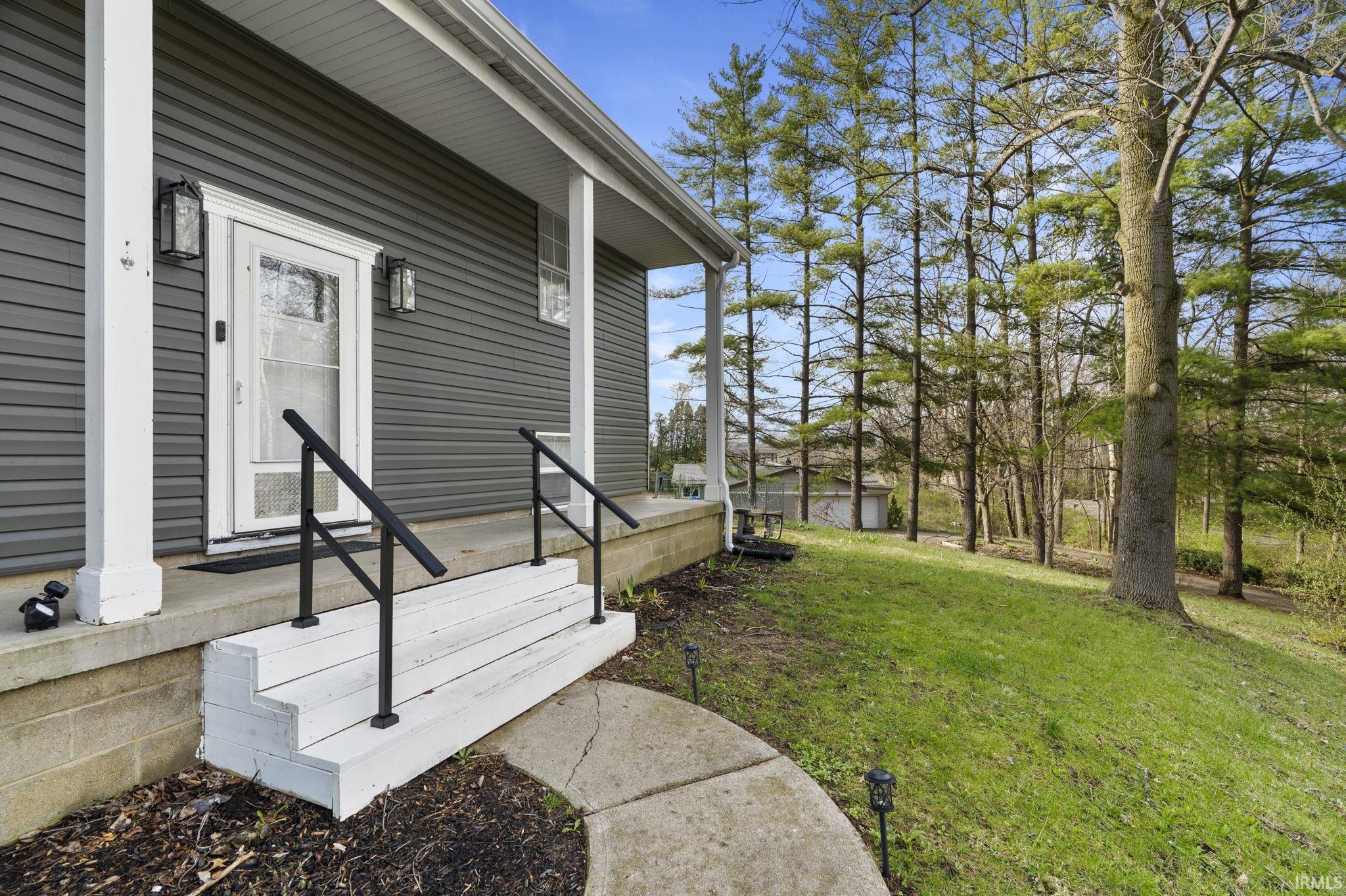 56 Knoll Crest Court