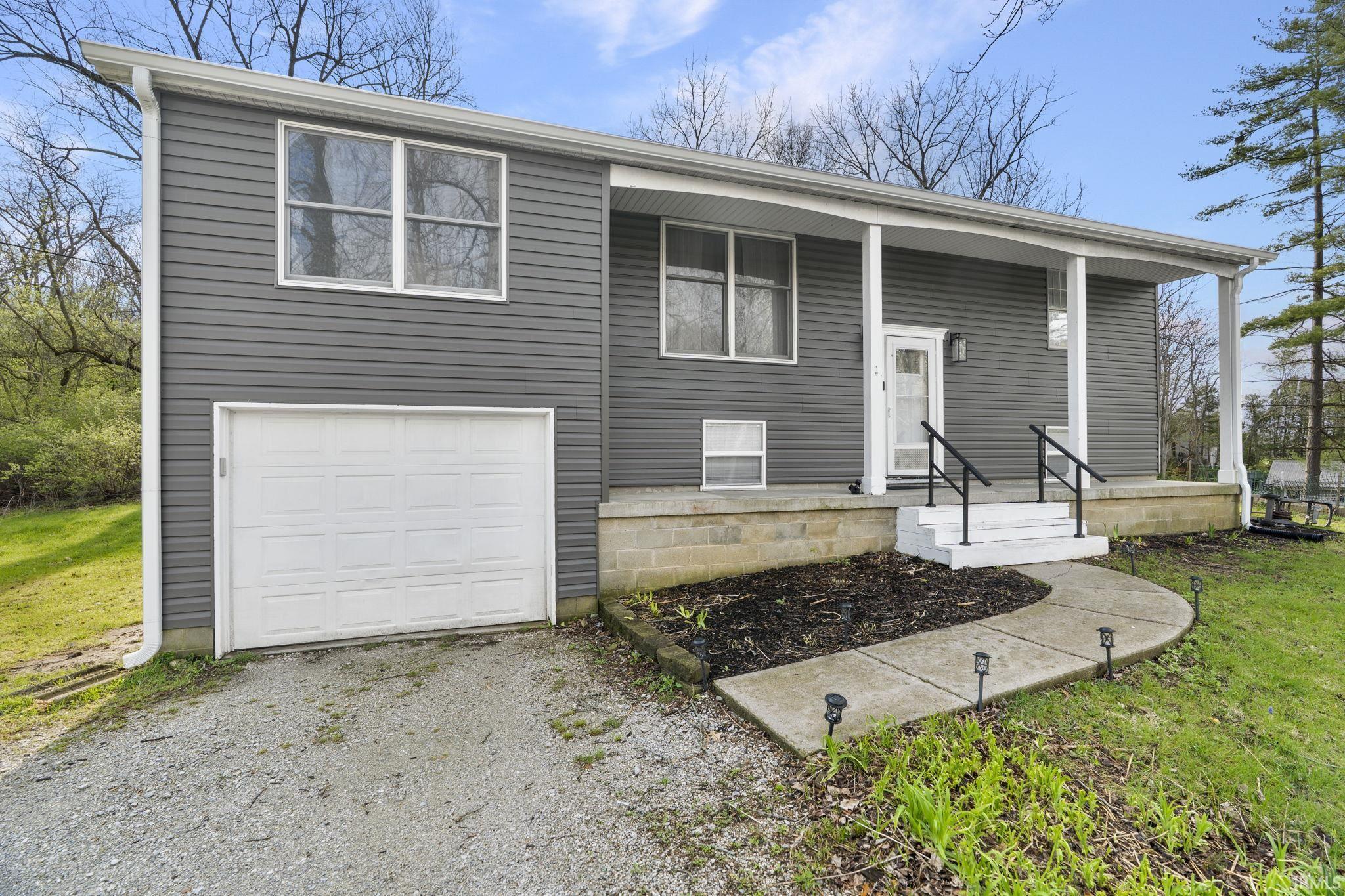 56 Knoll Crest Court