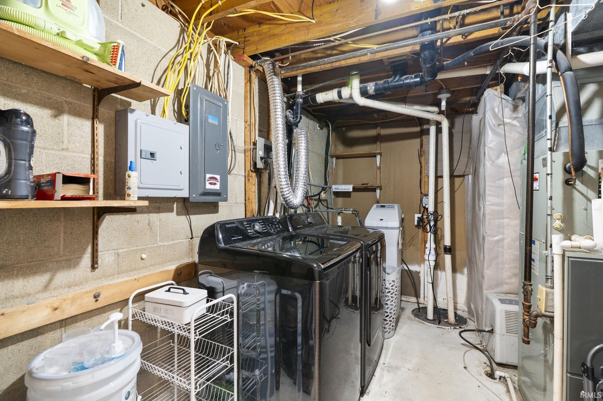 56 Knoll Crest Court