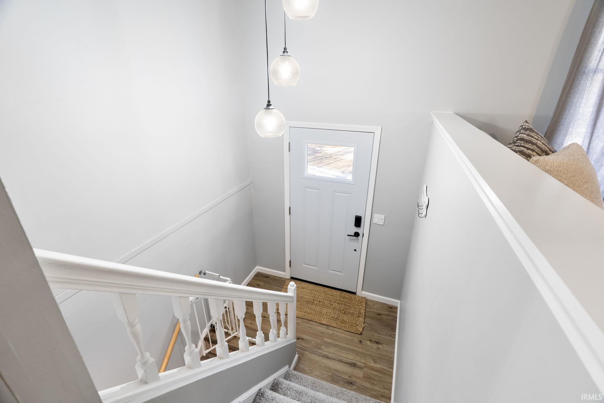 56 Knoll Crest Court