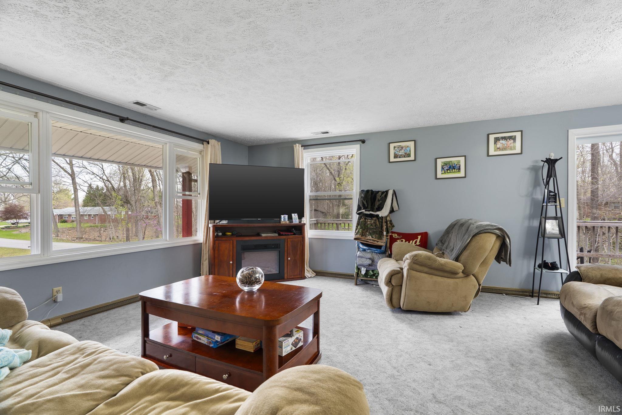 8277 Timber Lane