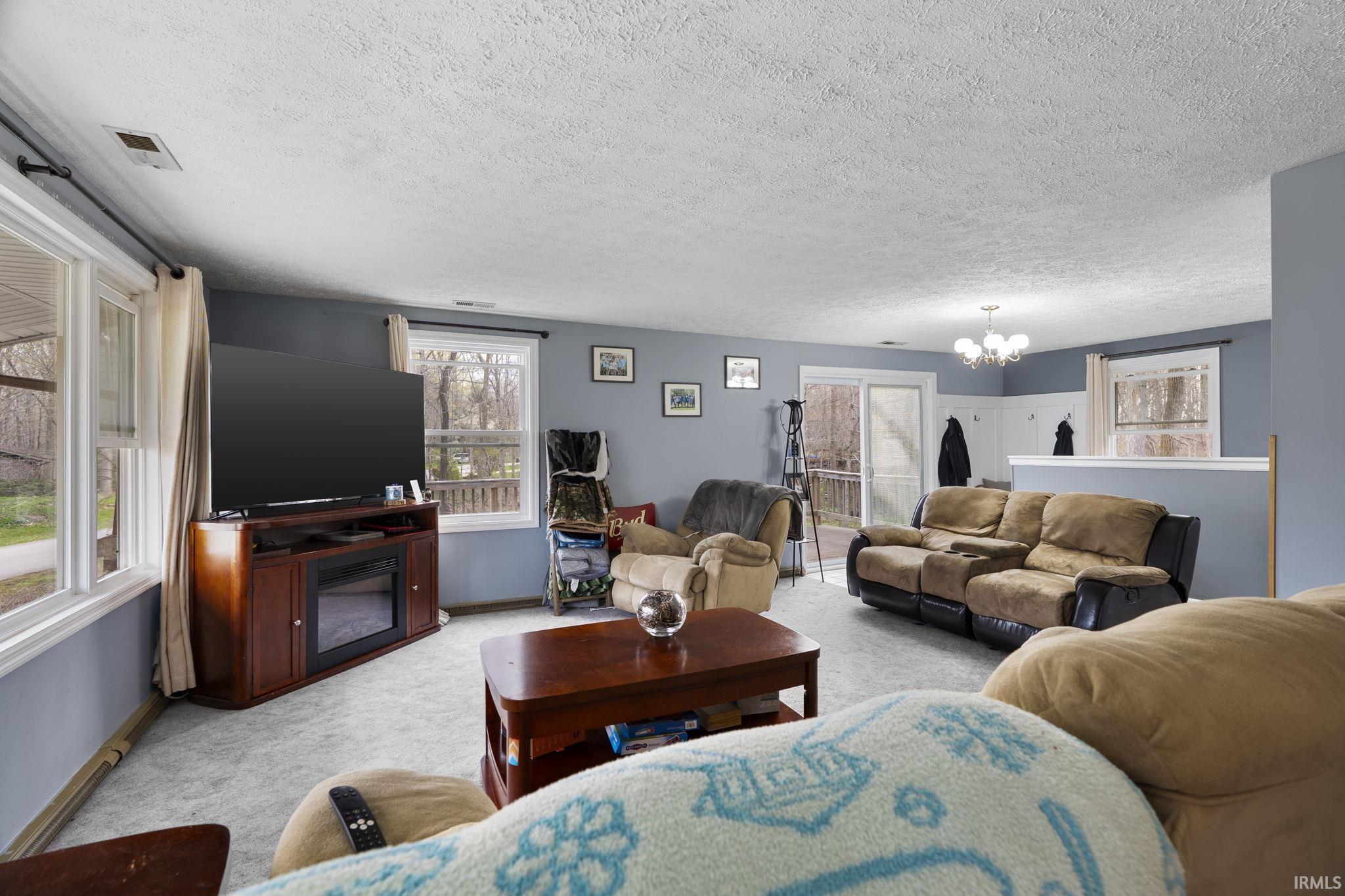 8277 Timber Lane