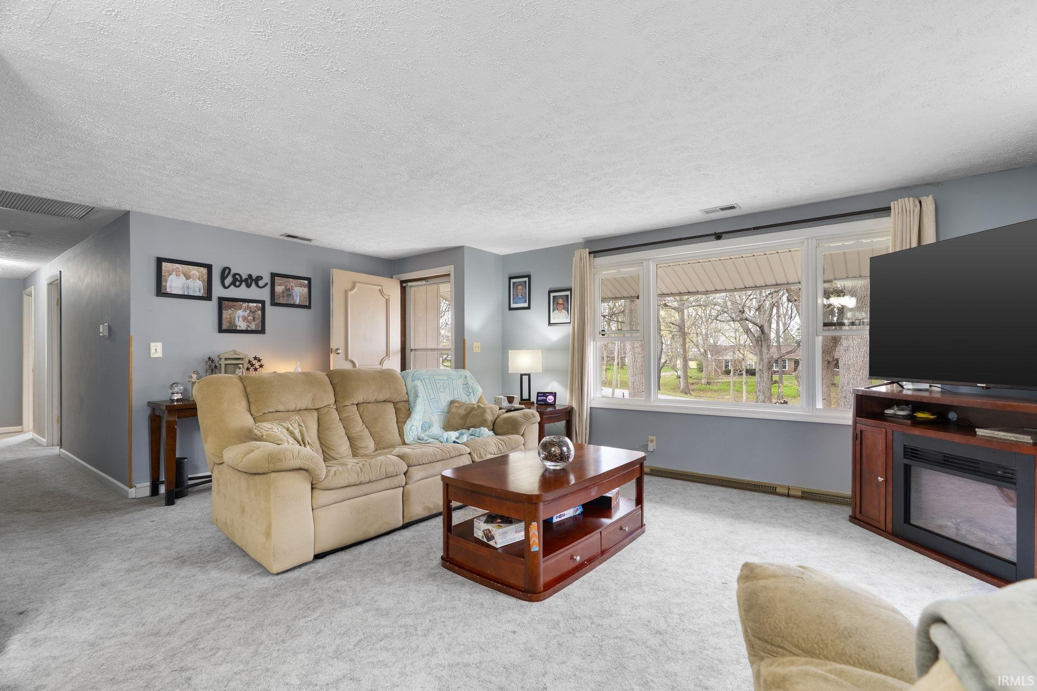 8277 Timber Lane