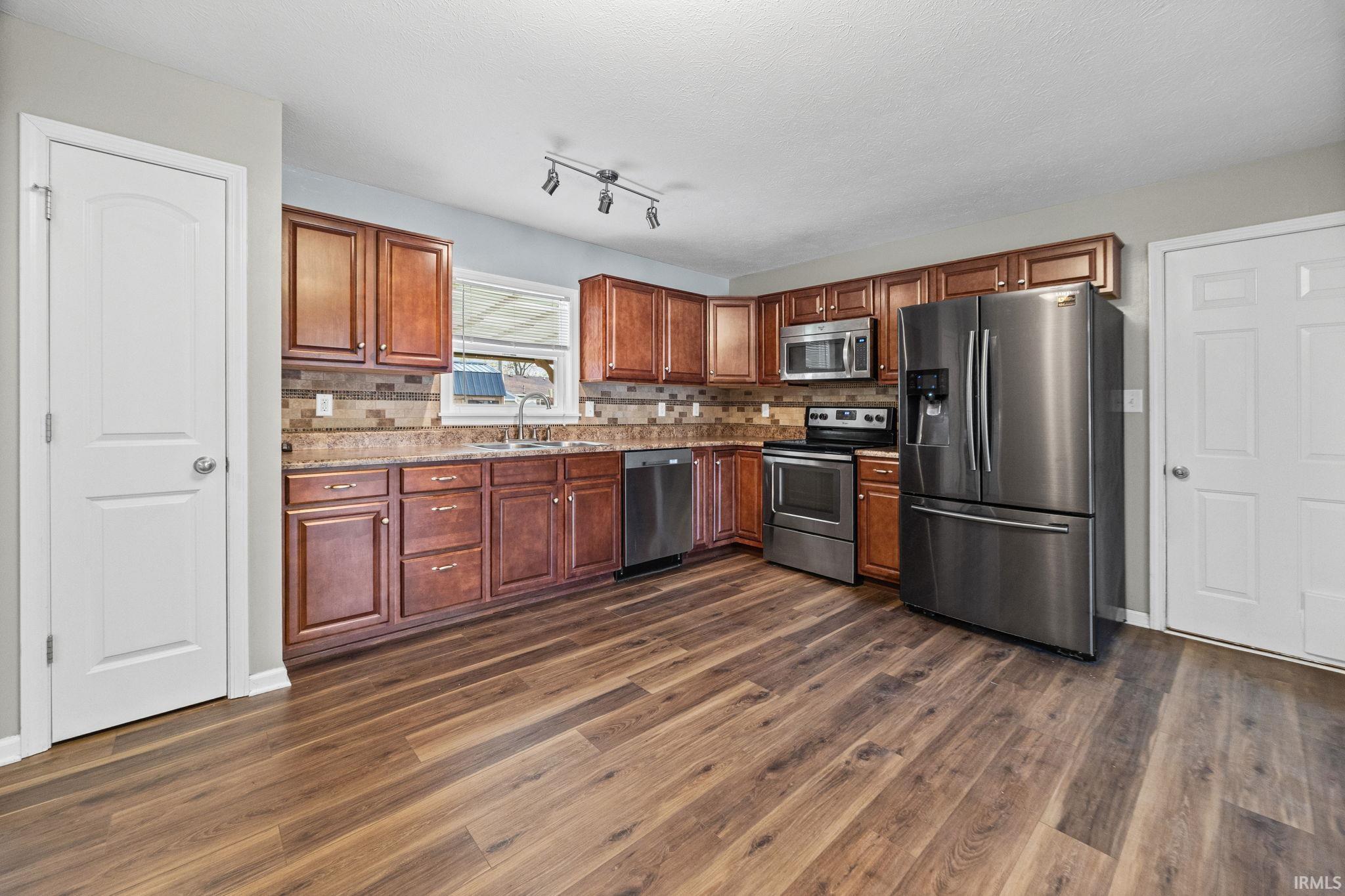 1428 Elizabeth Drive