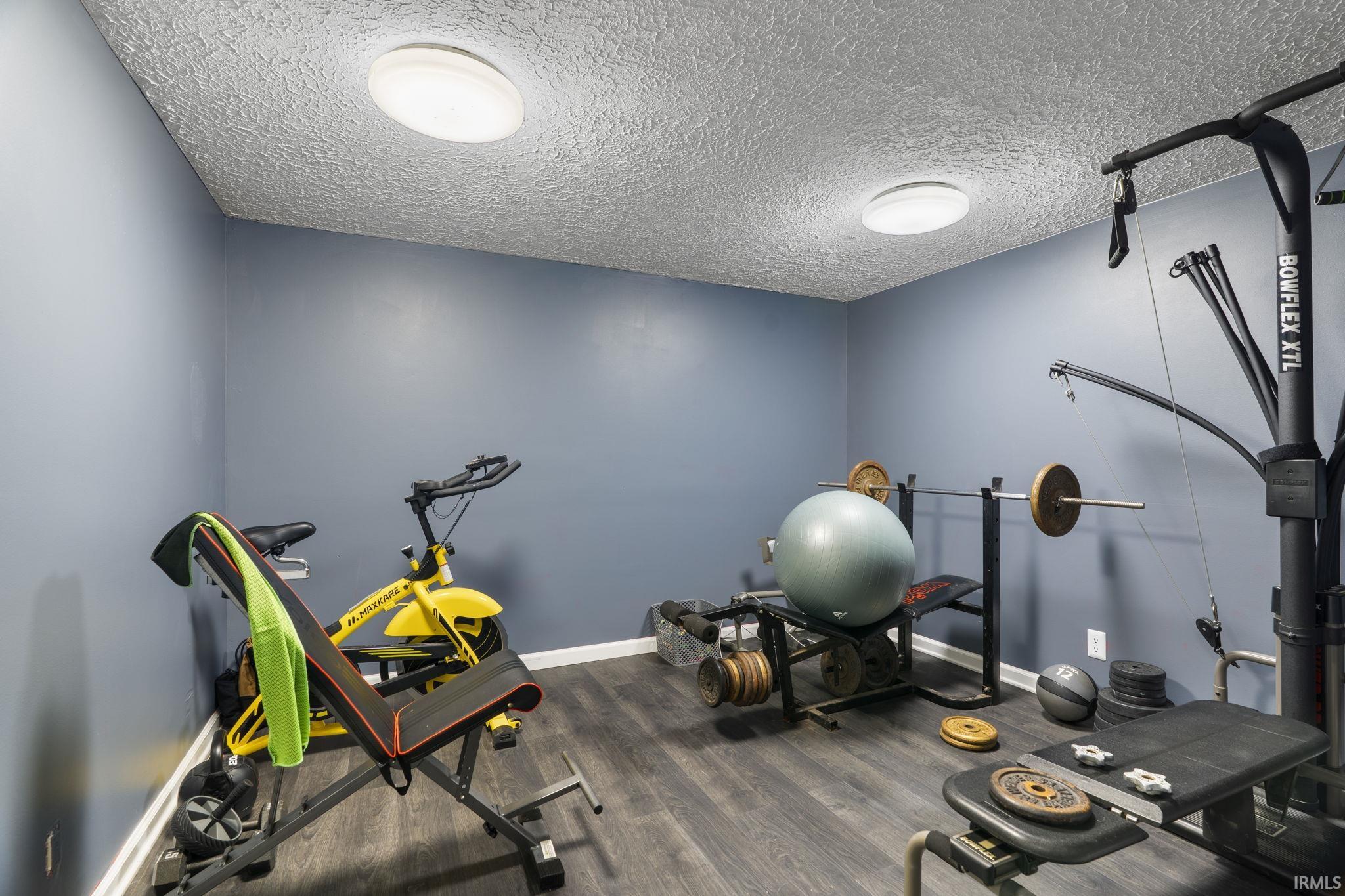 3322 S Crosspoint Court