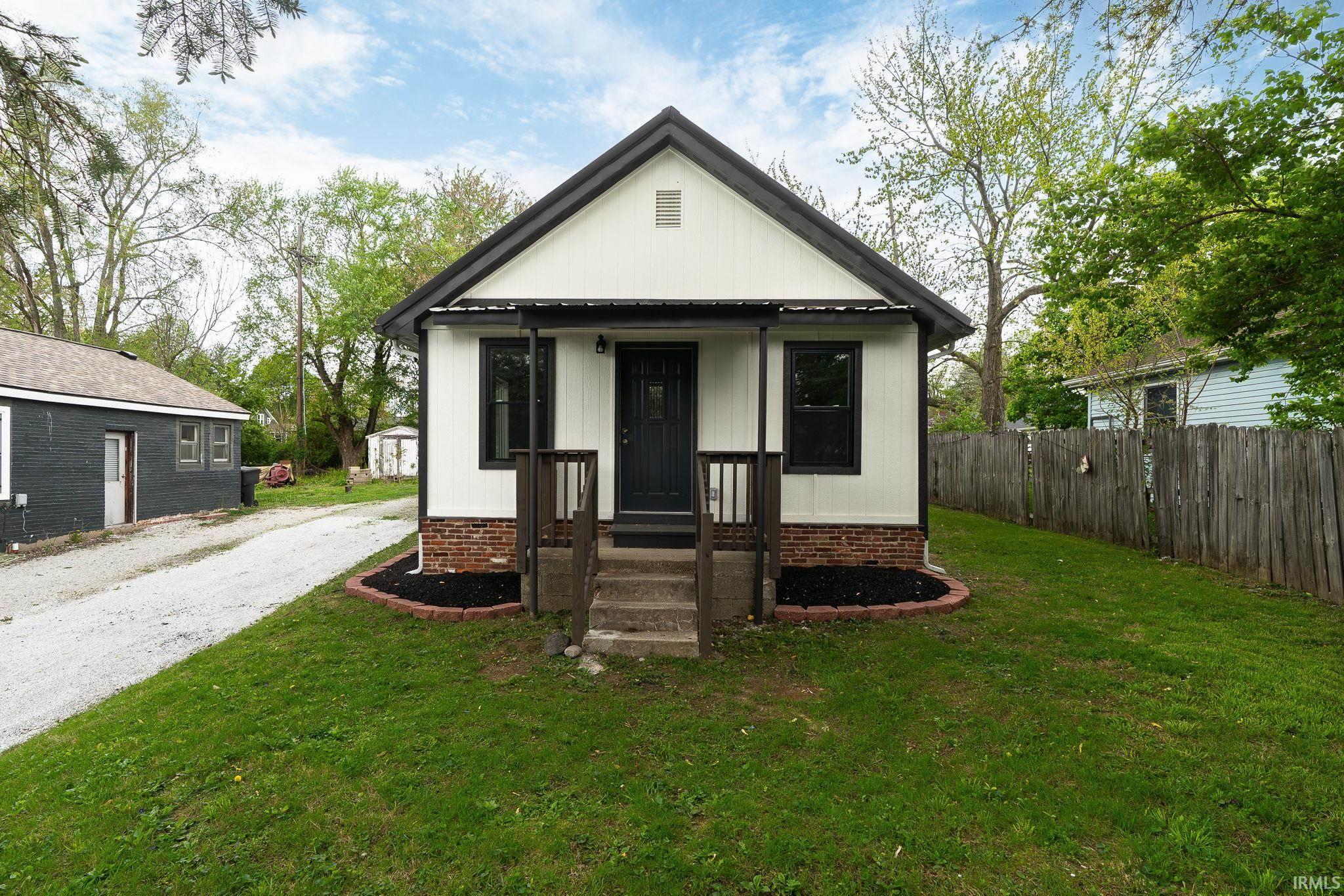 1108 Potomac Avenue