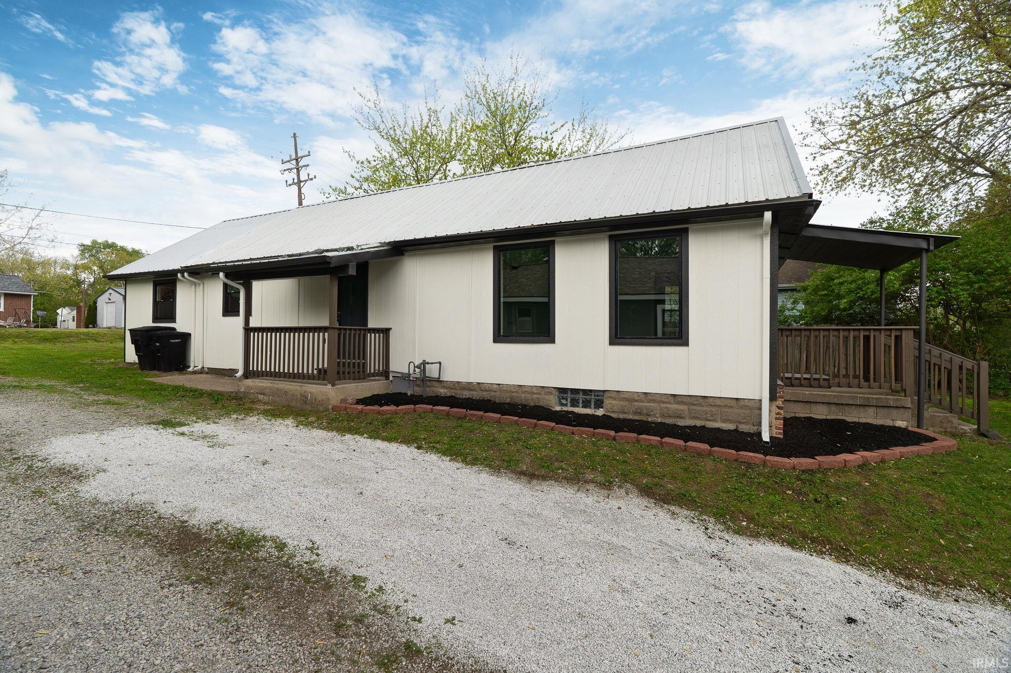 1108 Potomac Avenue