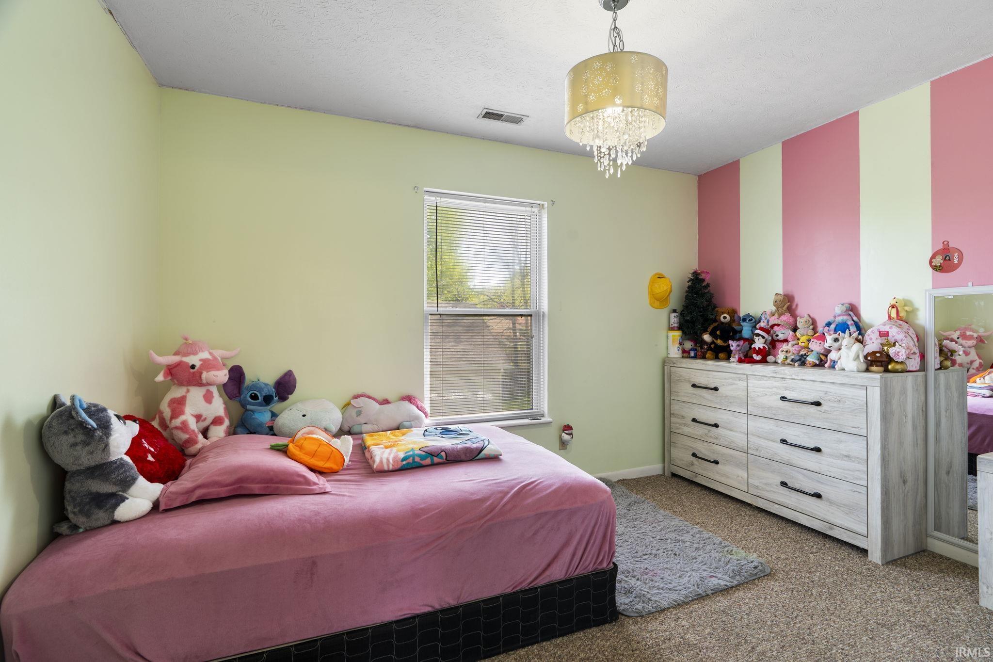 1113 Weaver Court