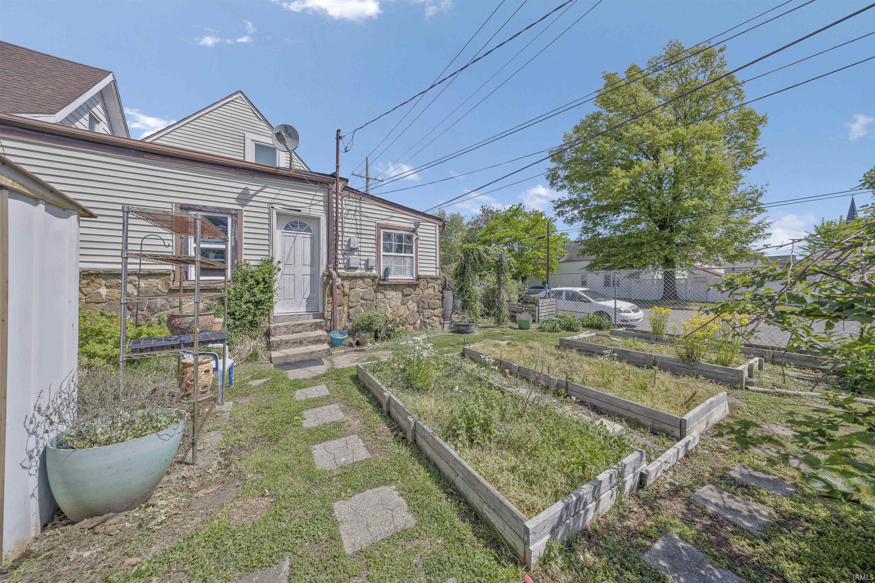 2200 W Virginia Street