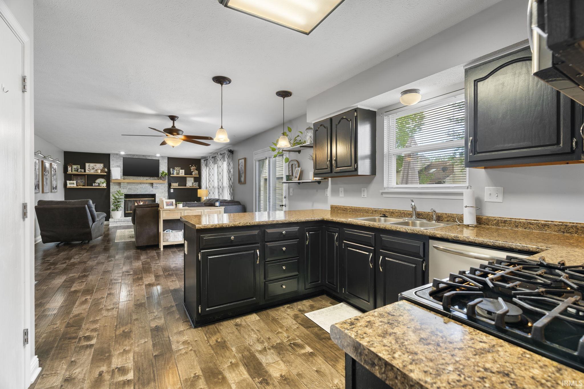 3312 Dover Lane