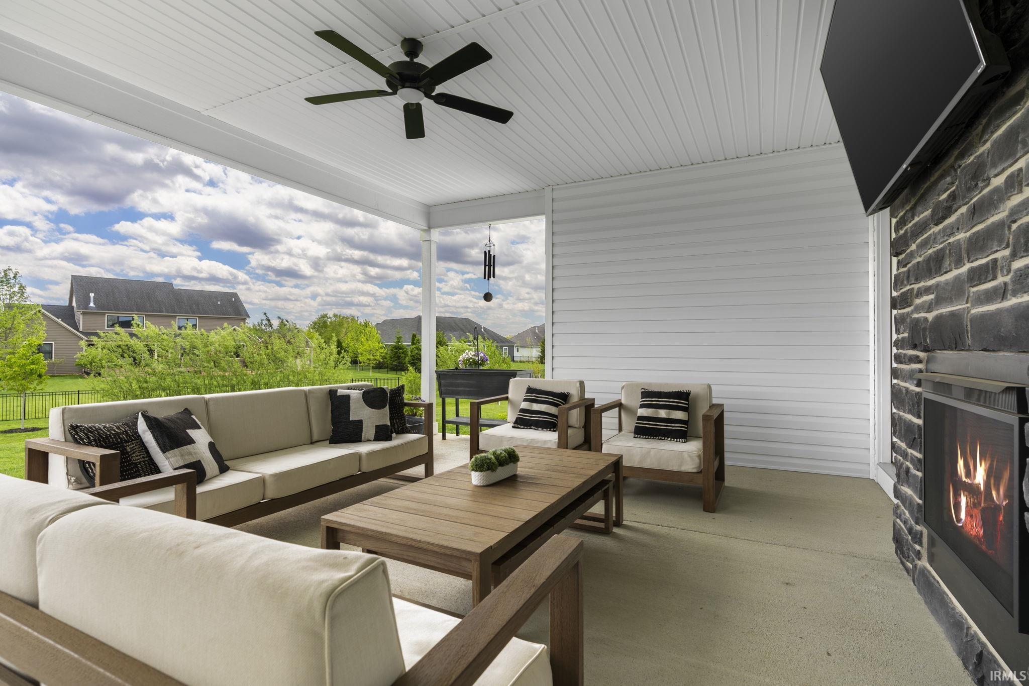 4431 Admirals Cove Drive